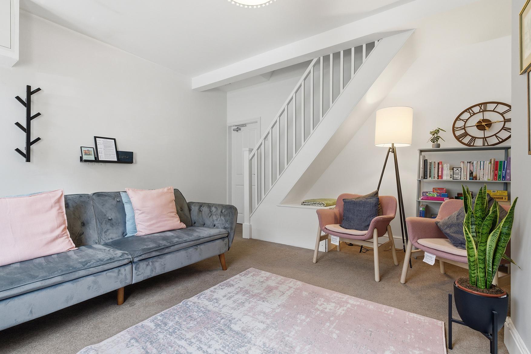Eoforwic Cottage - Lovely Home with Free Parking - Pass the Keys in 43 Sutherland Street YO23 1HG - Property image 6 - VivreStays