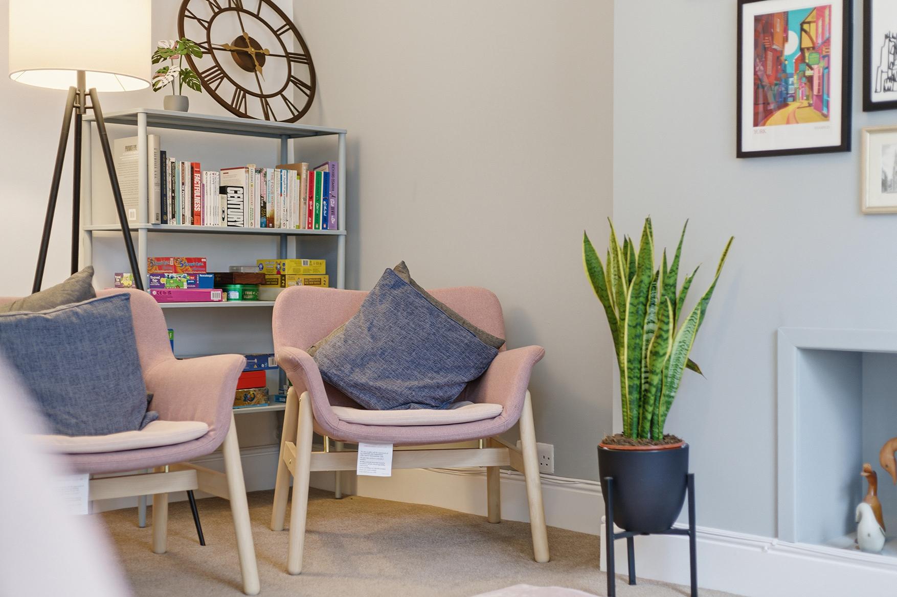 Eoforwic Cottage - Lovely Home with Free Parking - Pass the Keys in 43 Sutherland Street YO23 1HG - Property image 8 - VivreStays