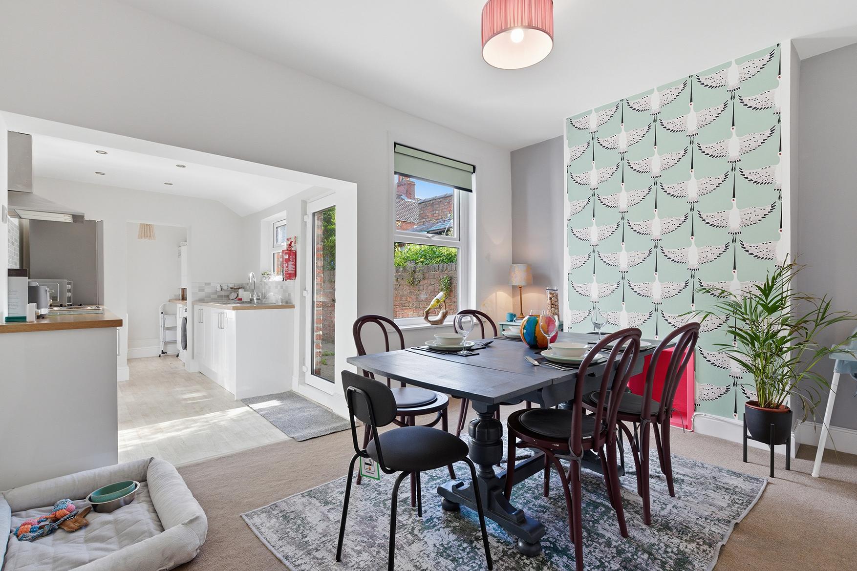 Eoforwic Cottage - Lovely Home with Free Parking - Pass the Keys in 43 Sutherland Street YO23 1HG - Property image 14 - VivreStays