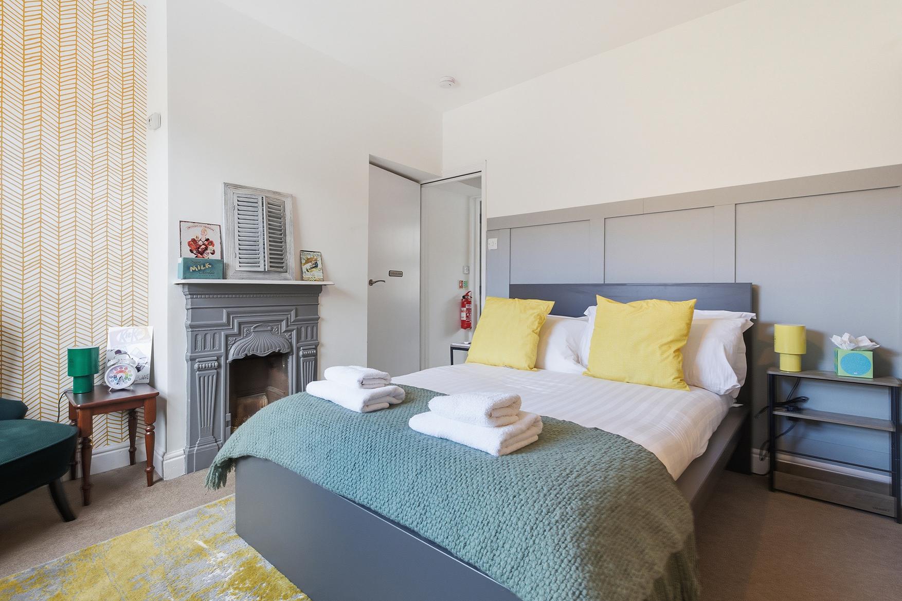Eoforwic Cottage - Lovely Home with Free Parking - Pass the Keys in 43 Sutherland Street YO23 1HG - Property image 3 - VivreStays