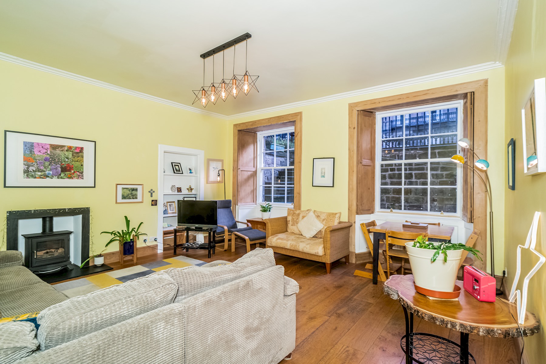 View Georgian West End Apartment | Near Haymarket - Pass the Keys in 15A (Basement) Manor Place EH3 7DH Georgian West End Apartment | Near Haymarket - Pass the Keys in 15A (Basement) Manor Place EH3 7DH - Property image 7 - VivreStays