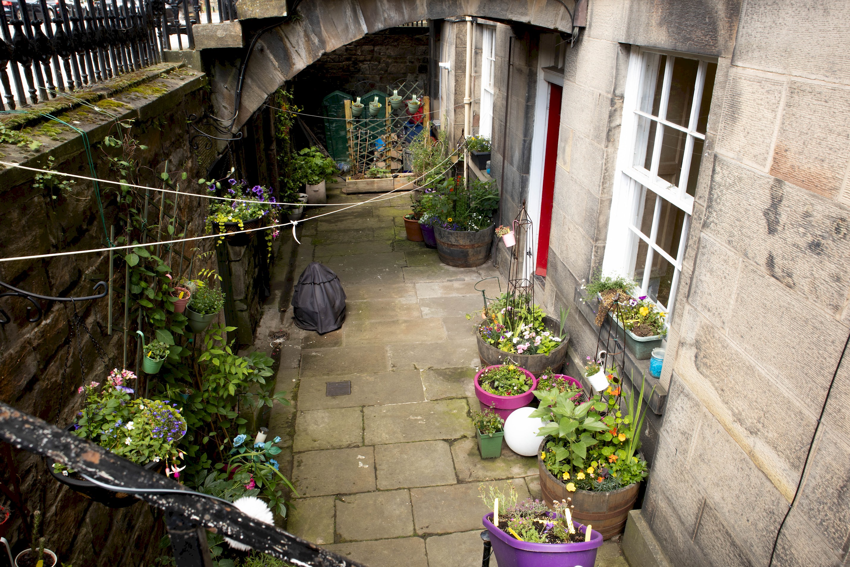 View Georgian West End Apartment | Near Haymarket - Pass the Keys in 15A (Basement) Manor Place EH3 7DH Georgian West End Apartment | Near Haymarket - Pass the Keys in 15A (Basement) Manor Place EH3 7DH - Property image 34 - VivreStays
