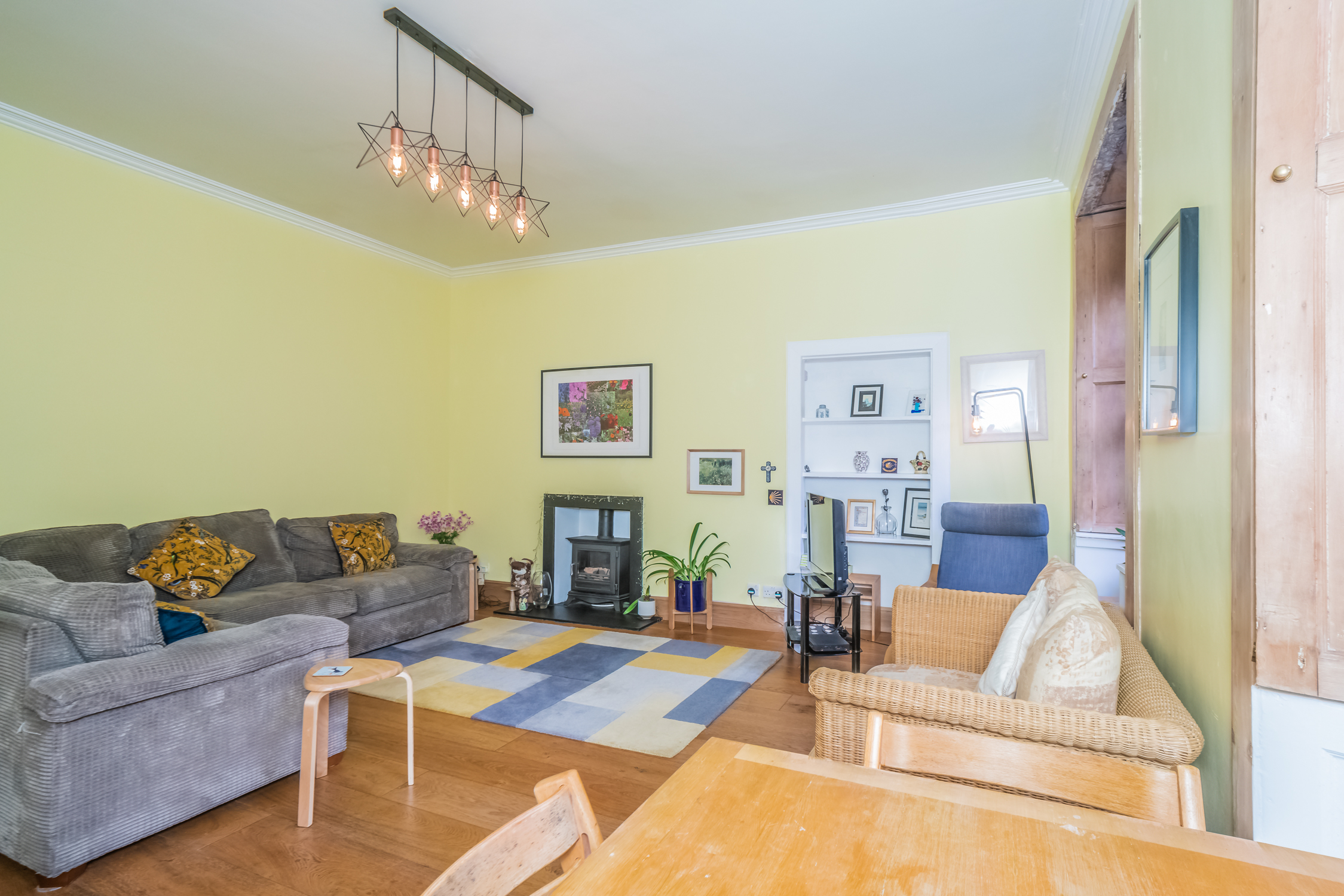 View Georgian West End Apartment | Near Haymarket - Pass the Keys in 15A (Basement) Manor Place EH3 7DH Georgian West End Apartment | Near Haymarket - Pass the Keys in 15A (Basement) Manor Place EH3 7DH - Property image 10 - VivreStays