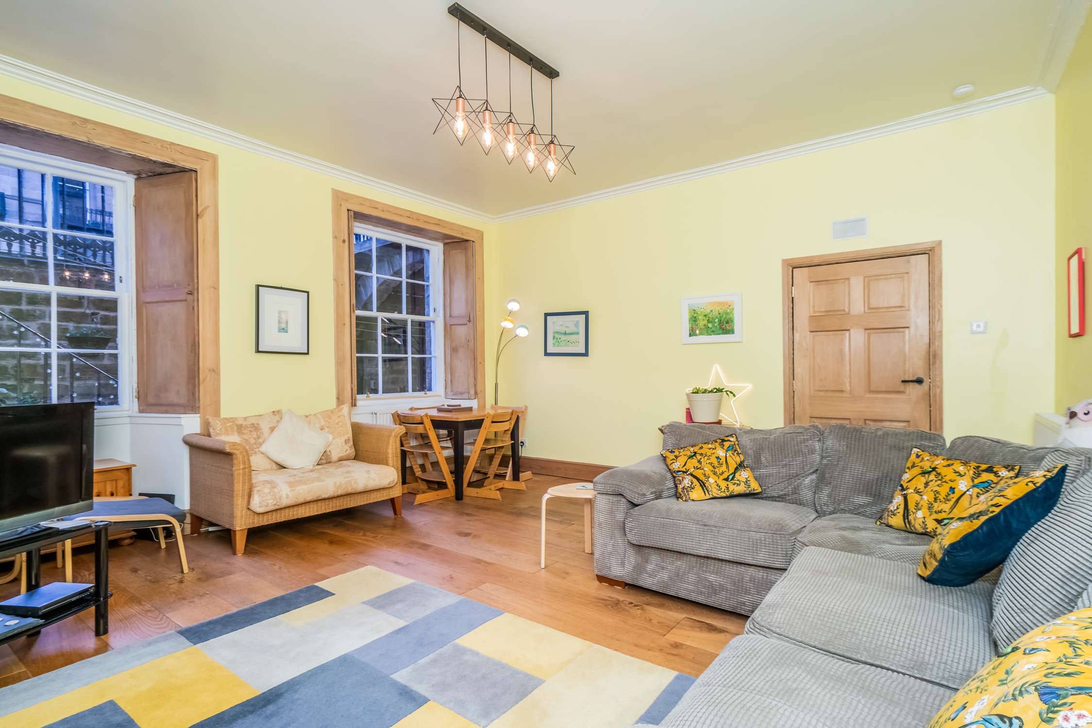 Georgian West End Apartment | Near Haymarket - Pass the Keys serviced apartment - UK - VivreStays