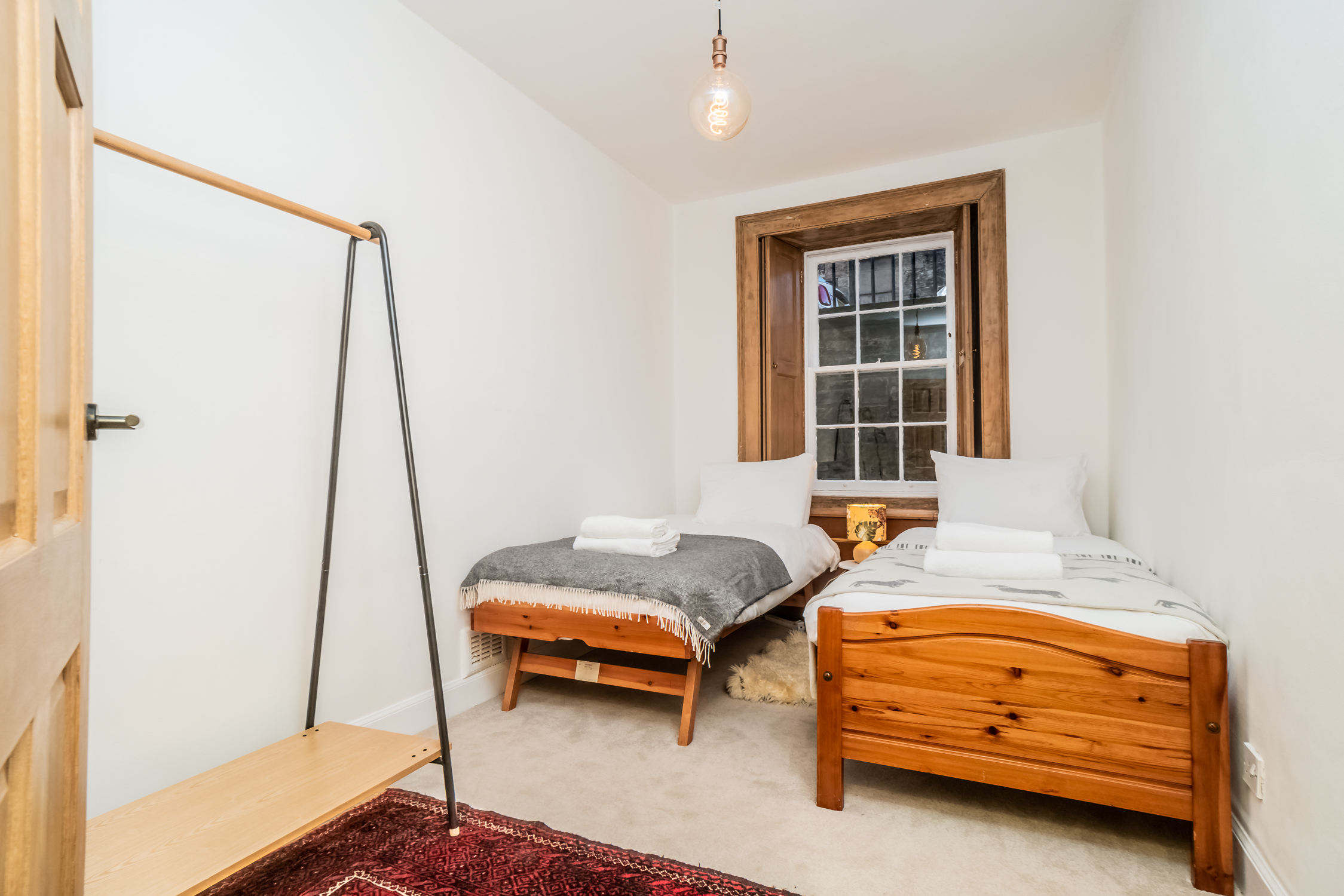 View Georgian West End Apartment | Near Haymarket - Pass the Keys in 15A (Basement) Manor Place EH3 7DH Georgian West End Apartment | Near Haymarket - Pass the Keys in 15A (Basement) Manor Place EH3 7DH - Property image 5 - VivreStays