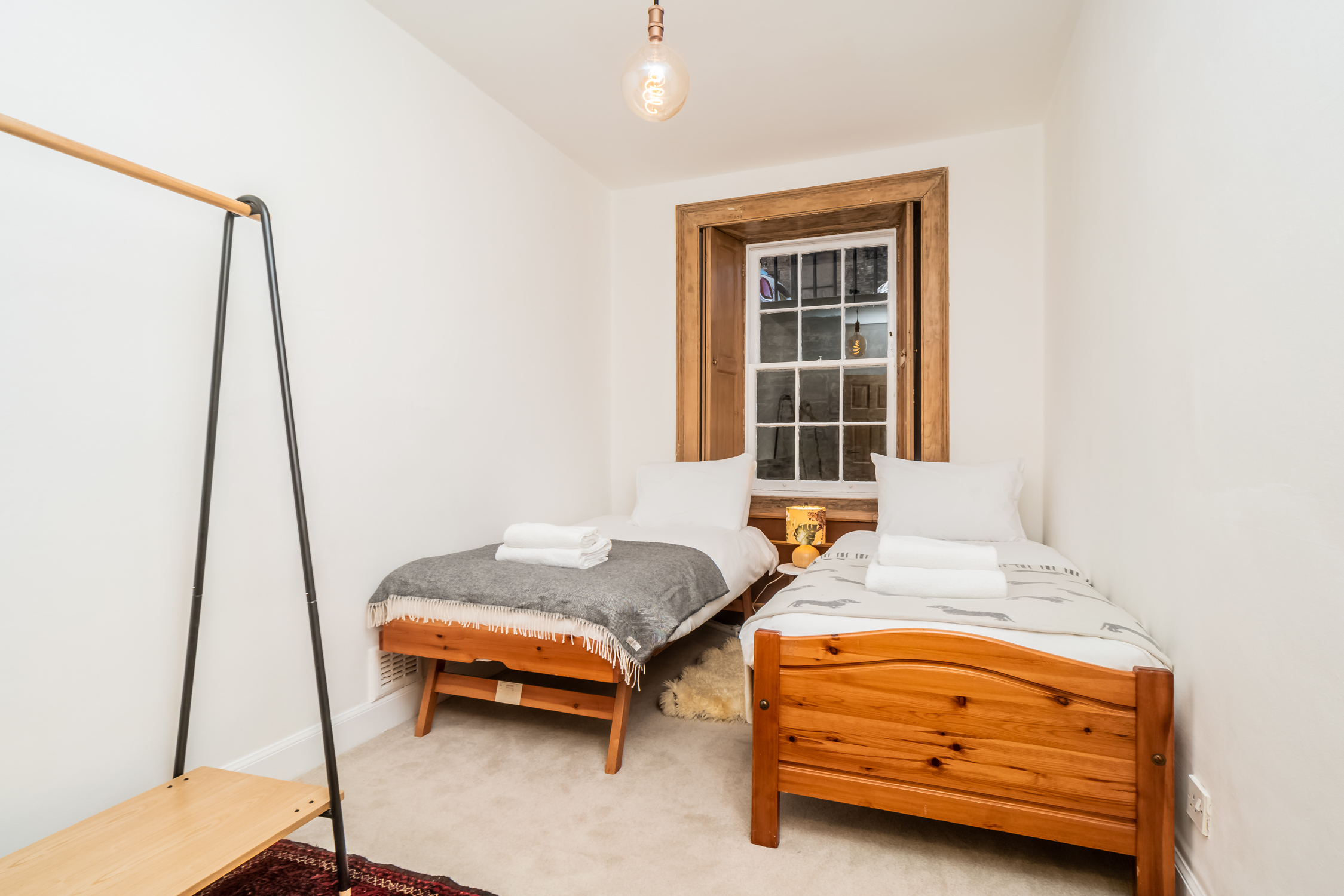 View Georgian West End Apartment | Near Haymarket - Pass the Keys in 15A (Basement) Manor Place EH3 7DH Georgian West End Apartment | Near Haymarket - Pass the Keys in 15A (Basement) Manor Place EH3 7DH - Property image 17 - VivreStays