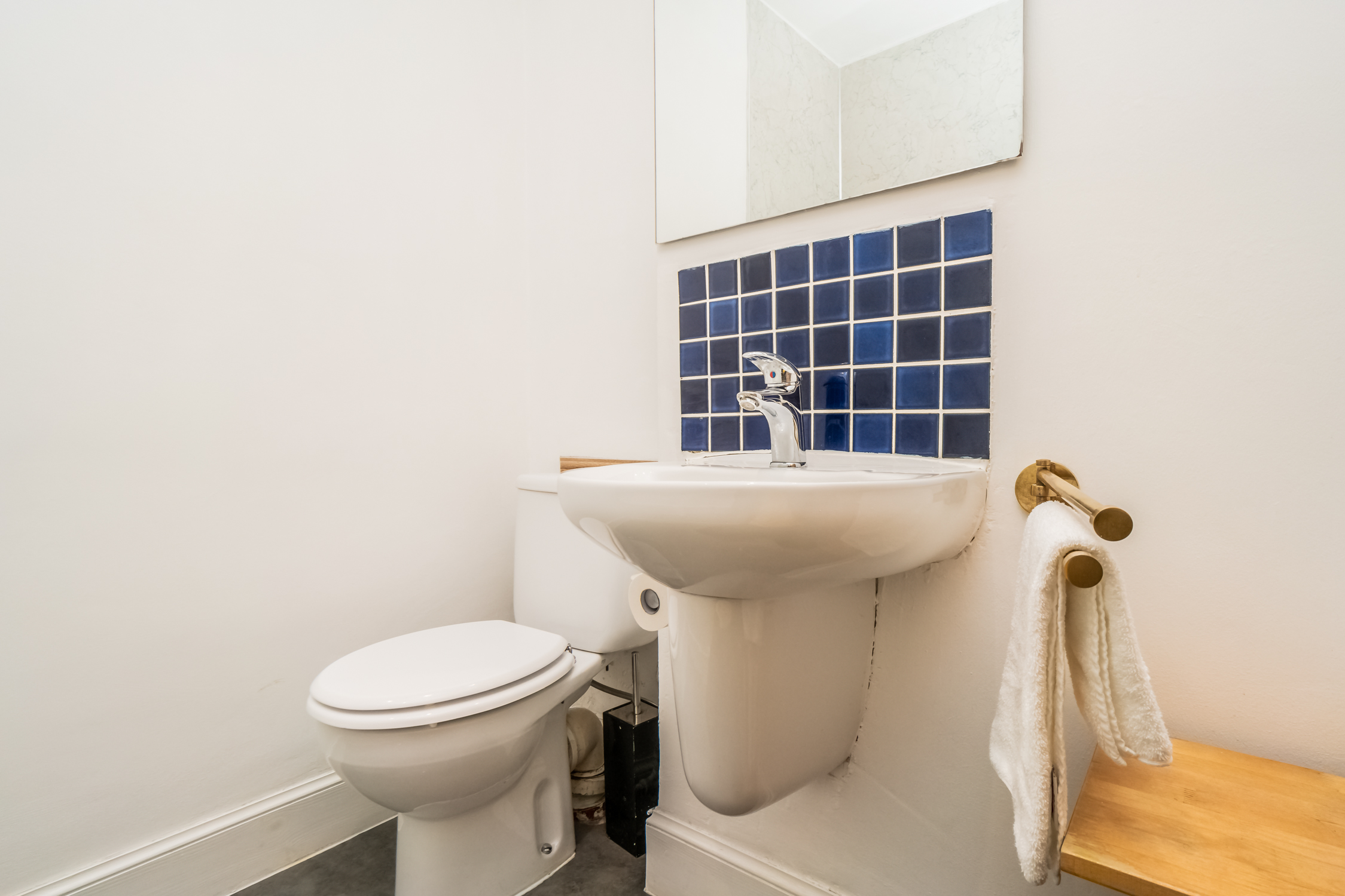 View Georgian West End Apartment | Near Haymarket - Pass the Keys in 15A (Basement) Manor Place EH3 7DH Georgian West End Apartment | Near Haymarket - Pass the Keys in 15A (Basement) Manor Place EH3 7DH - Property image 22 - VivreStays