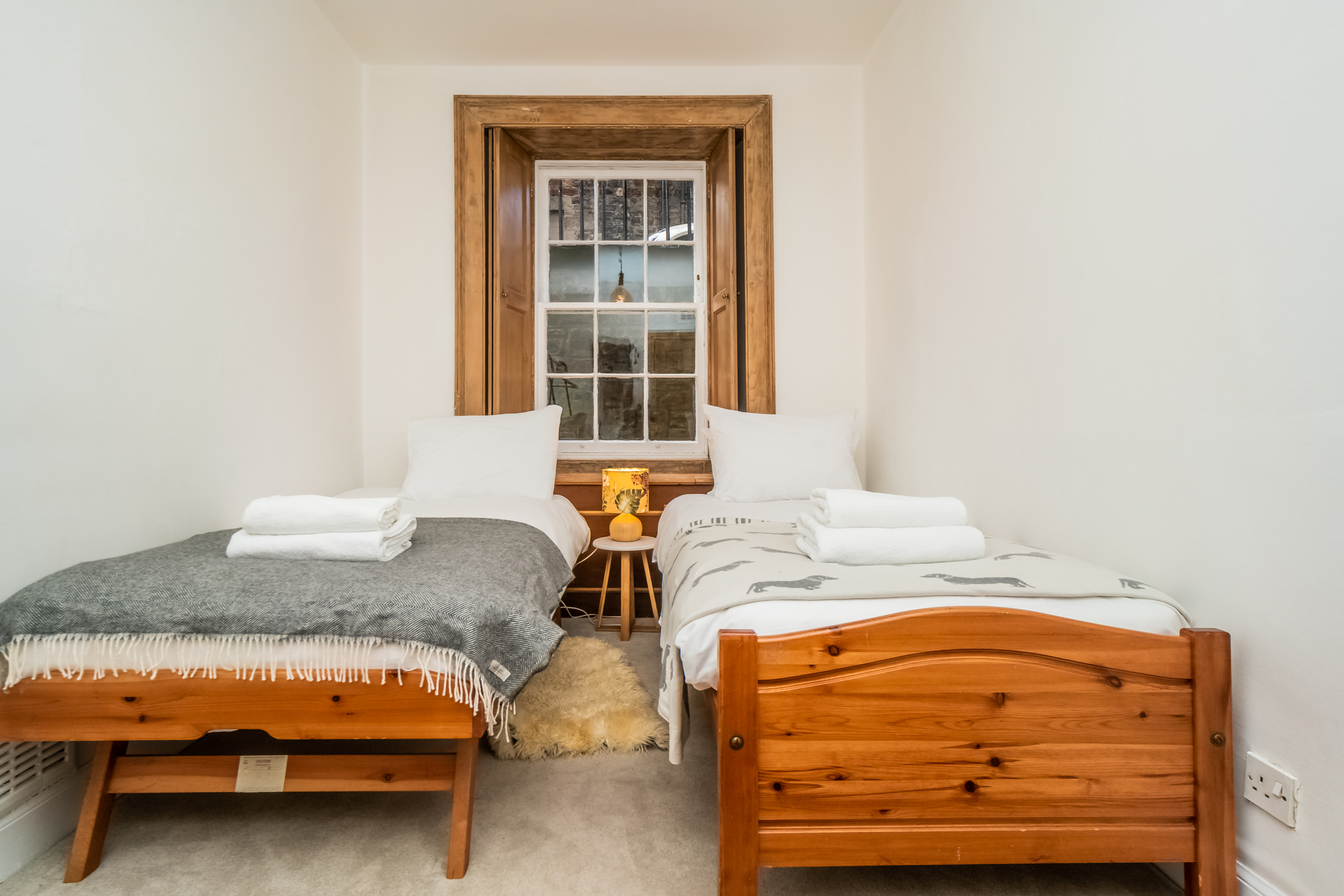 View Georgian West End Apartment | Near Haymarket - Pass the Keys in 15A (Basement) Manor Place EH3 7DH Georgian West End Apartment | Near Haymarket - Pass the Keys in 15A (Basement) Manor Place EH3 7DH - Property image 19 - VivreStays
