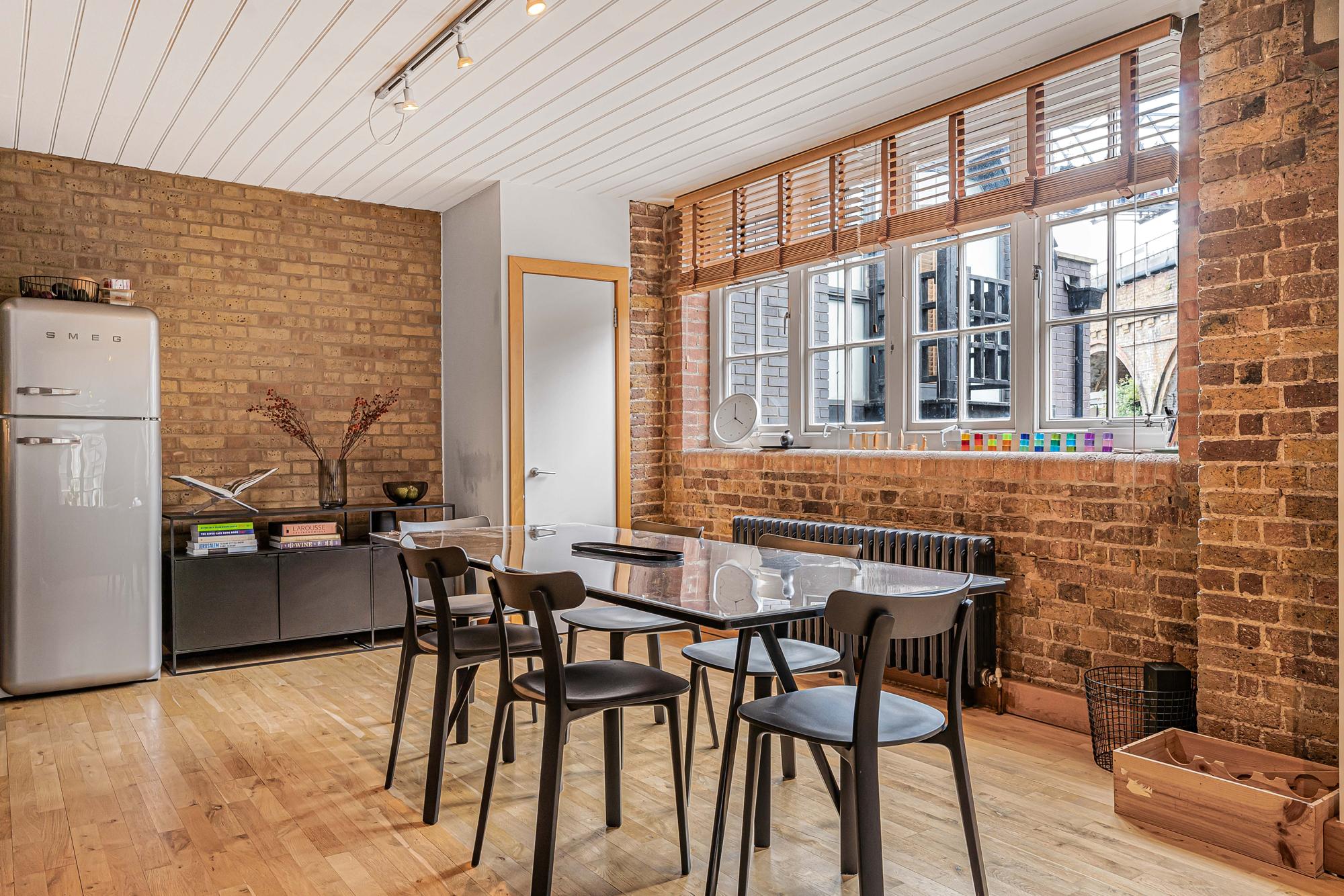 View Contemporary Central London Flat - Pass the Keys in 70 Maltings place, 169 Tower Bridge Rd SE1 3LJ Contemporary Central London Flat - Pass the Keys in 70 Maltings place, 169 Tower Bridge Rd SE1 3LJ - Property image 14 - VivreStays