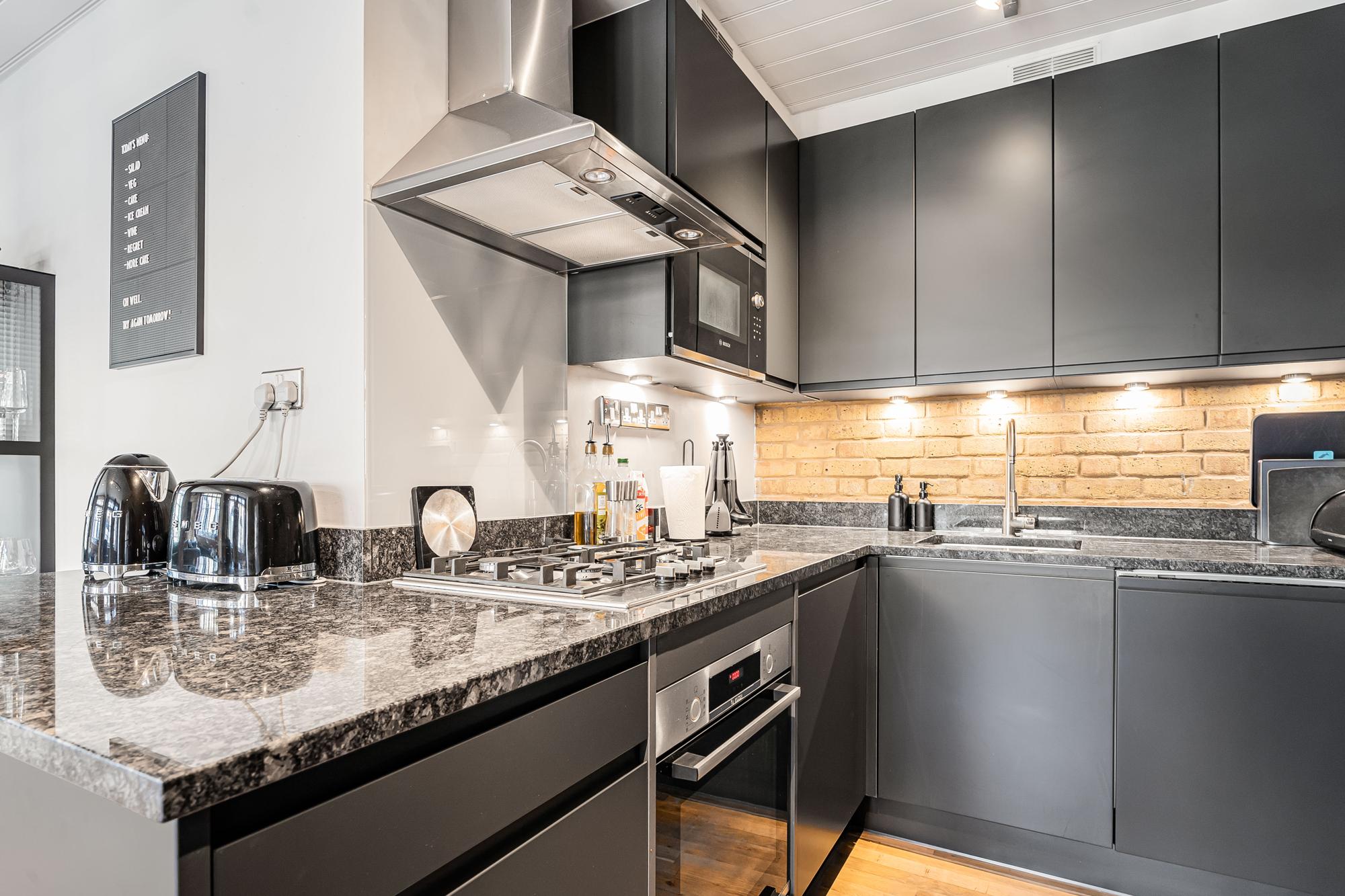 View Contemporary Central London Flat - Pass the Keys in 70 Maltings place, 169 Tower Bridge Rd SE1 3LJ Contemporary Central London Flat - Pass the Keys in 70 Maltings place, 169 Tower Bridge Rd SE1 3LJ - Property image 11 - VivreStays