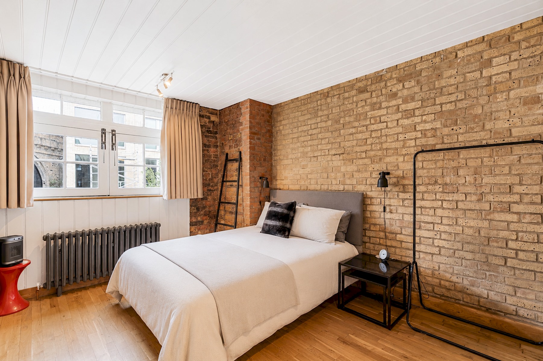 View Contemporary Central London Flat - Pass the Keys in 70 Maltings place, 169 Tower Bridge Rd SE1 3LJ Contemporary Central London Flat - Pass the Keys in 70 Maltings place, 169 Tower Bridge Rd SE1 3LJ - Property image 4 - VivreStays
