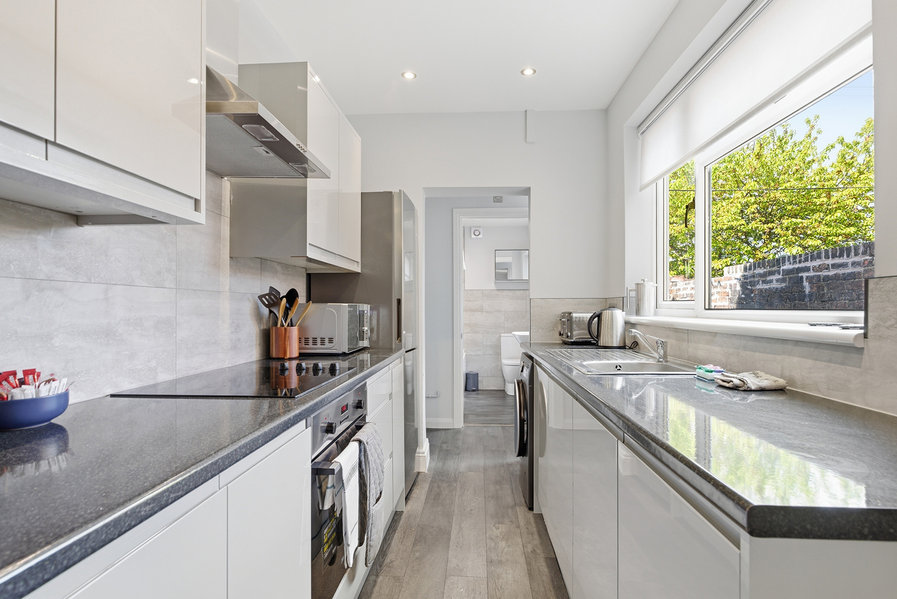 Gorgeous Terraced House in York - Pass the Keys in 49 St Pauls Terrace YO24 4BJ - Property image 4 - VivreStays