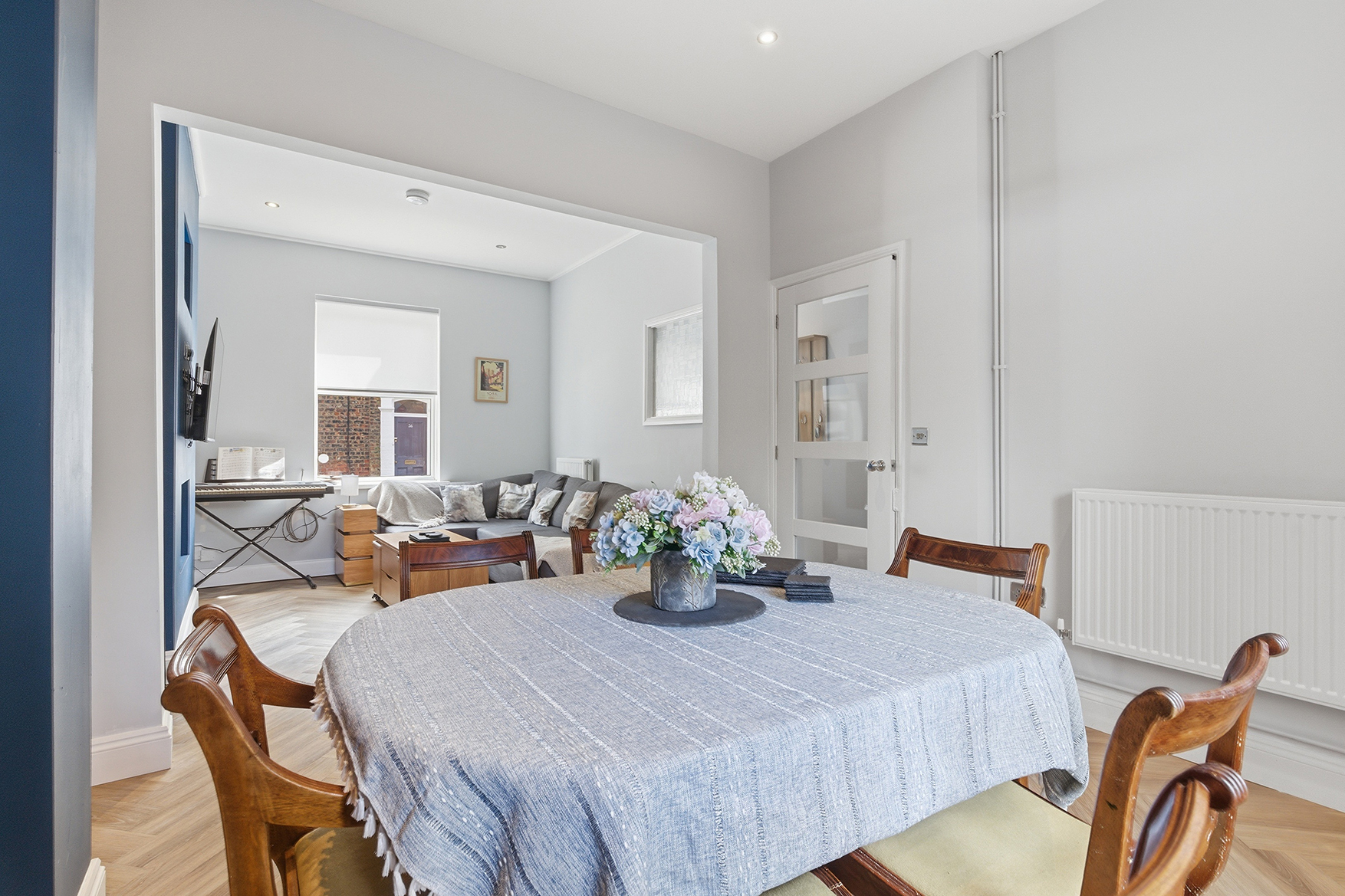 Gorgeous Terraced House in York - Pass the Keys in 49 St Pauls Terrace YO24 4BJ - Property image 8 - VivreStays