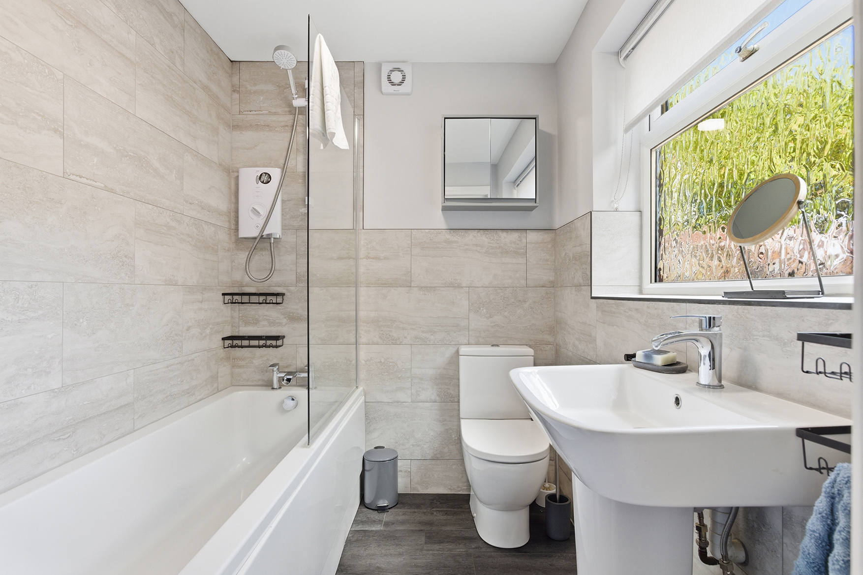 Gorgeous Terraced House in York - Pass the Keys in 49 St Pauls Terrace YO24 4BJ - Property image 17 - VivreStays