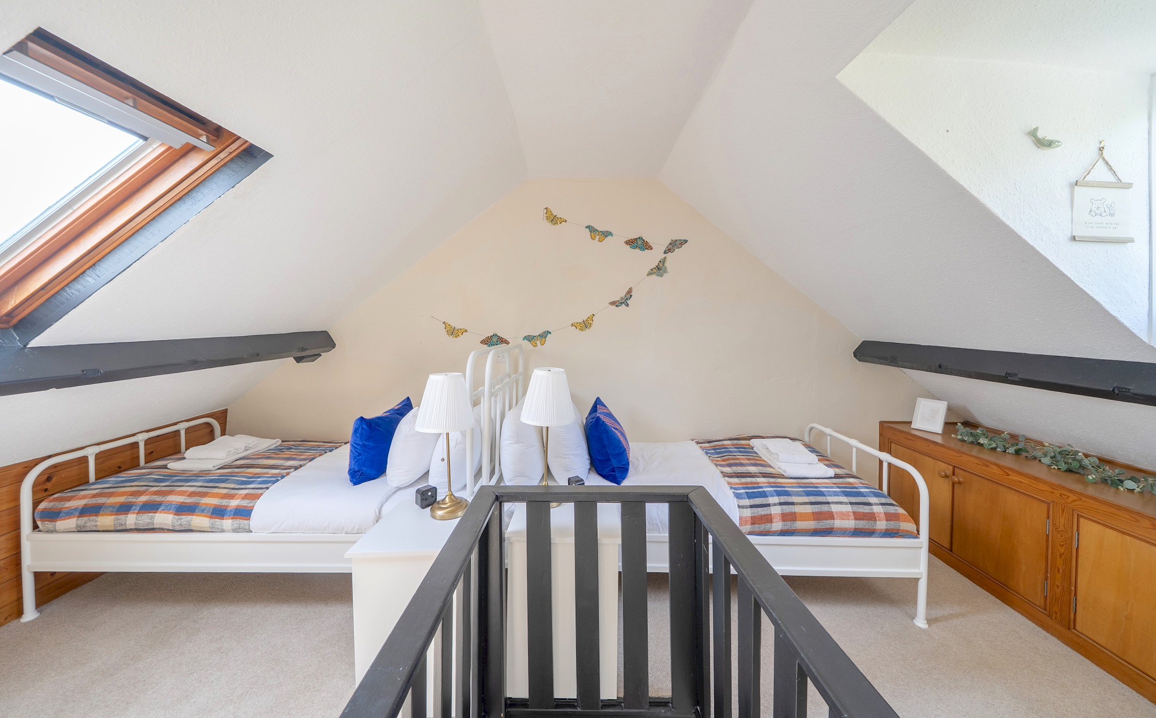 View Charming Victorian Townhouse - Central Oxford - Pass the Keys in 24 Vicarage Road, OX1 4RB Charming Victorian Townhouse - Central Oxford - Pass the Keys in 24 Vicarage Road, OX1 4RB - Property image 10 - VivreStays
