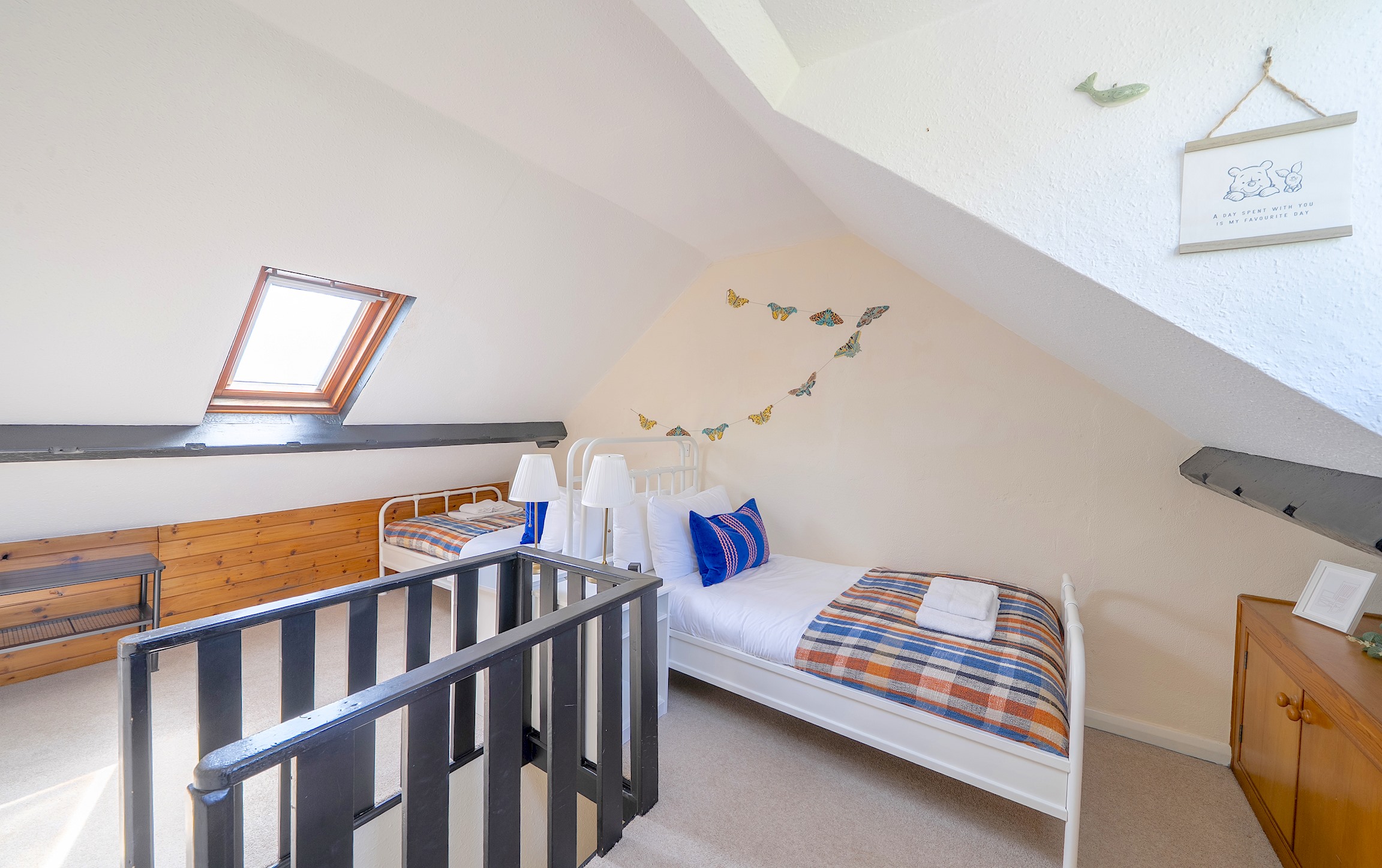 View Charming Victorian Townhouse - Central Oxford - Pass the Keys in 24 Vicarage Road, OX1 4RB Charming Victorian Townhouse - Central Oxford - Pass the Keys in 24 Vicarage Road, OX1 4RB - Property image 11 - VivreStays