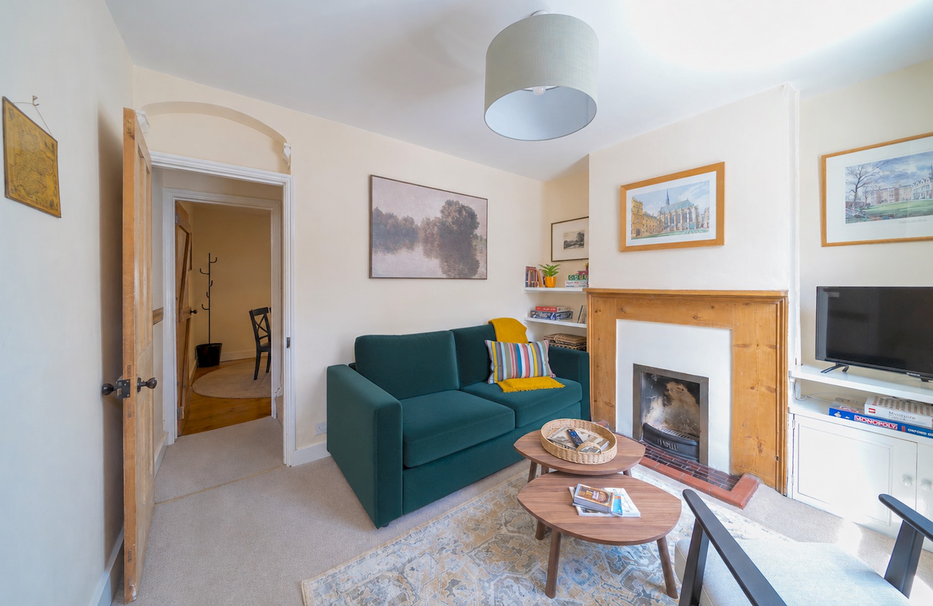 View Charming Victorian Townhouse - Central Oxford - Pass the Keys in 24 Vicarage Road, OX1 4RB Charming Victorian Townhouse - Central Oxford - Pass the Keys in 24 Vicarage Road, OX1 4RB - Property image 17 - VivreStays