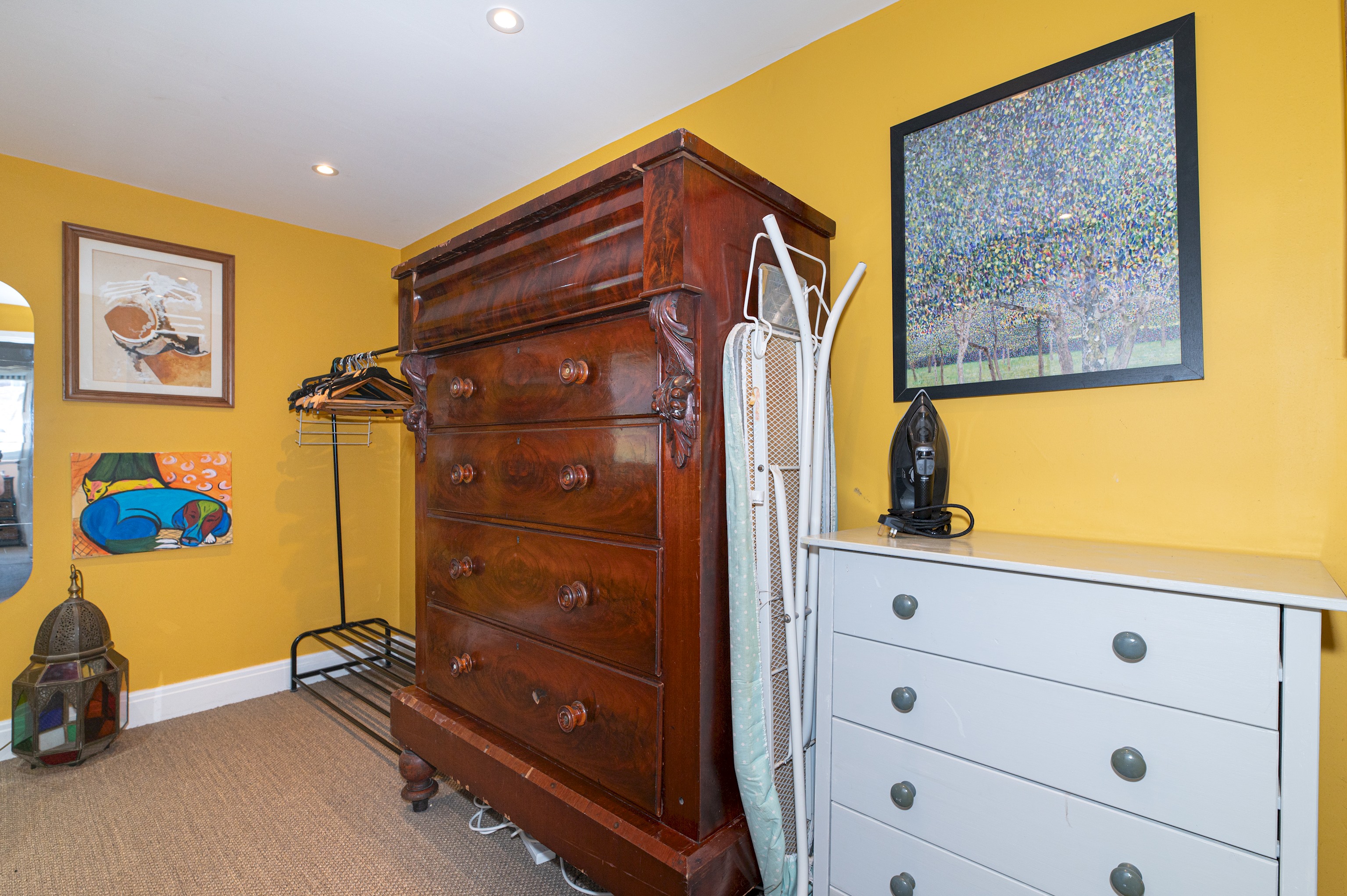 Beautiful Home in South Bank - Pass the Keys in 1, Groome House, 16 Black Prince Rd, SE11 6HY - Property image 10 - VivreStays