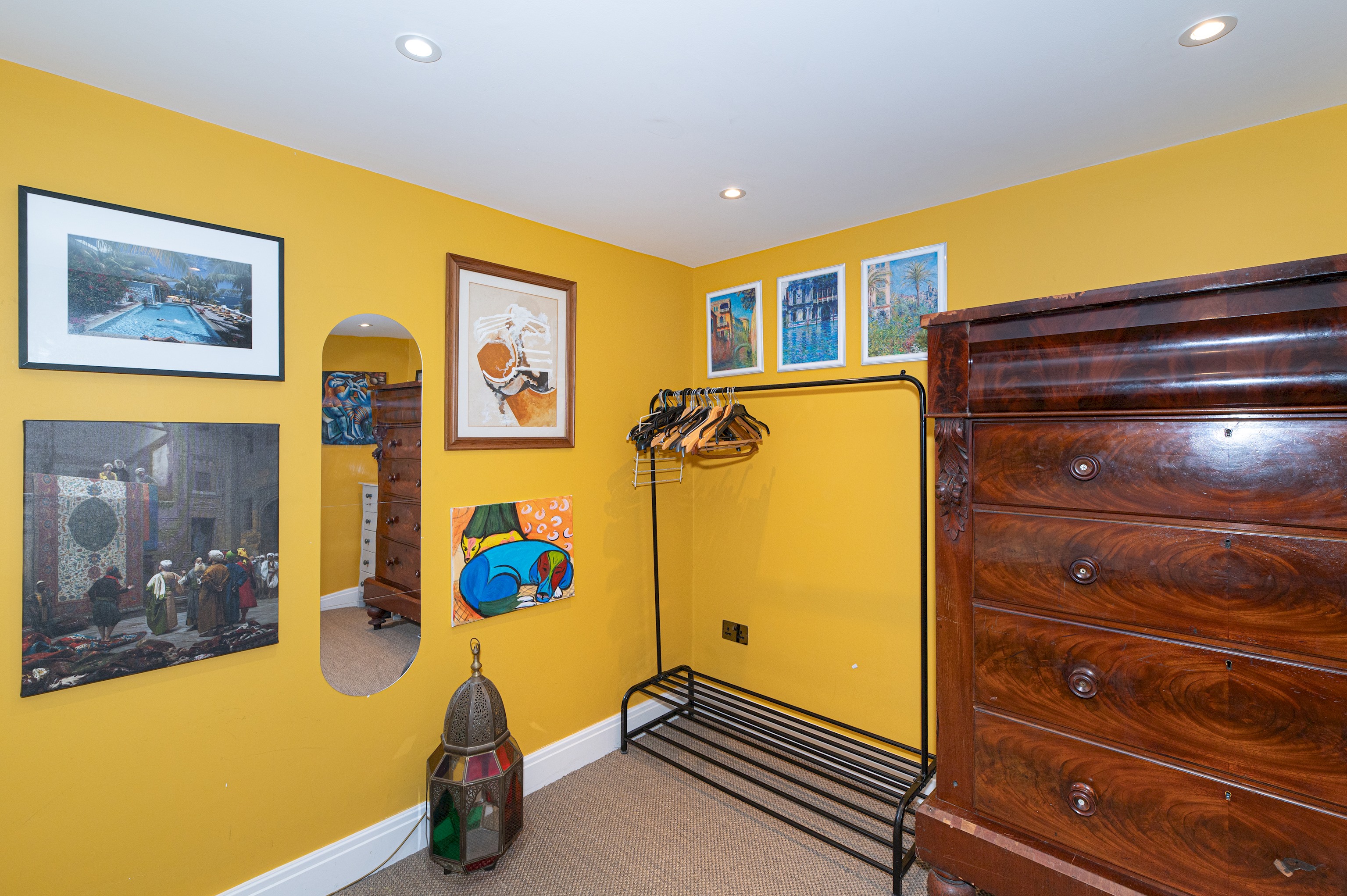 Beautiful Home in South Bank - Pass the Keys in 1, Groome House, 16 Black Prince Rd, SE11 6HY - Property image 12 - VivreStays