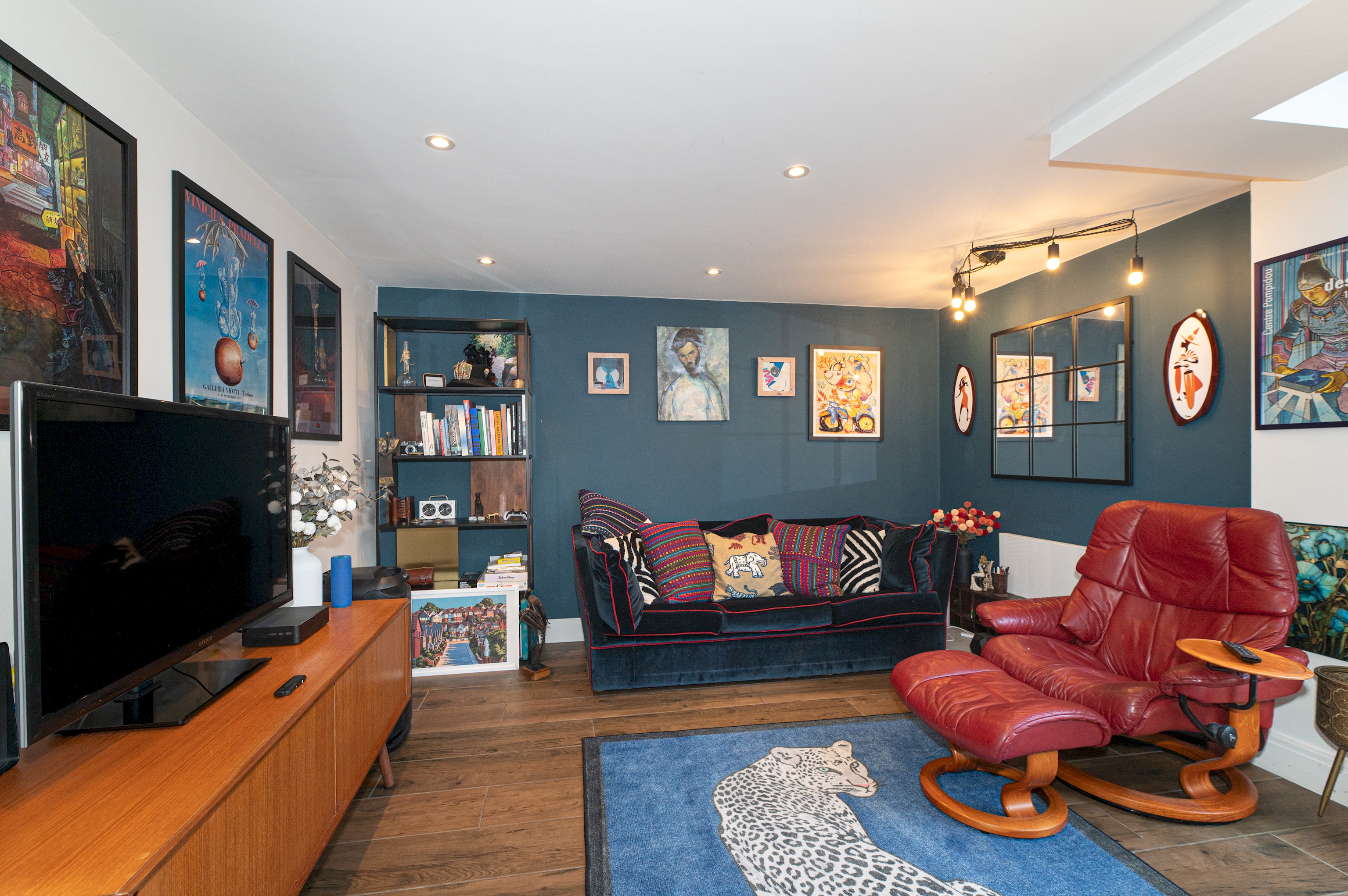 Beautiful Home in South Bank - Pass the Keys in 1, Groome House, 16 Black Prince Rd, SE11 6HY - Property image 33 - VivreStays