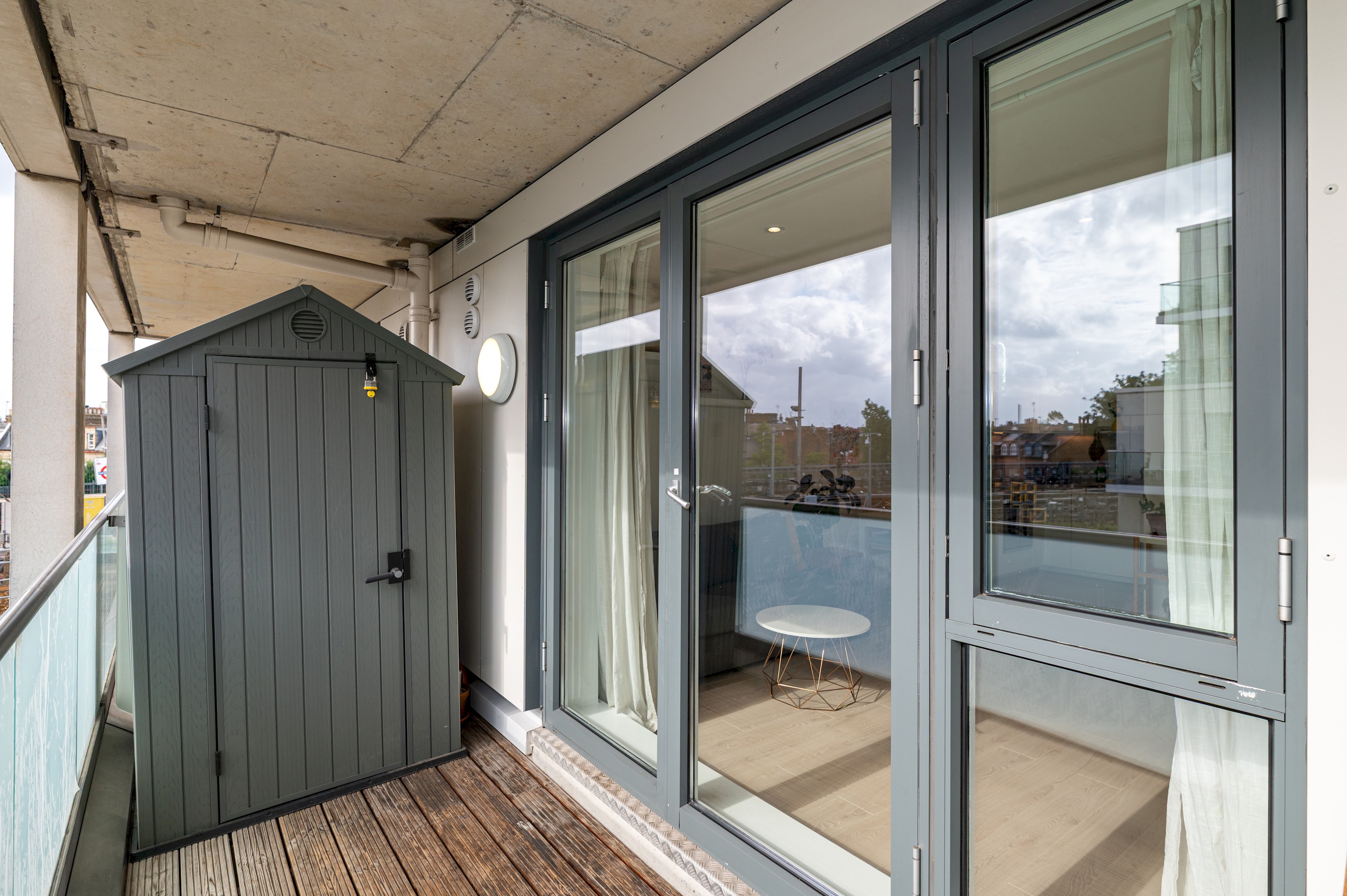 Modern London Home in South west London - Pass the Keys in Flat 16 Jersey Court, Dairy Close SW6 4HB - Property image 23 - VivreStays