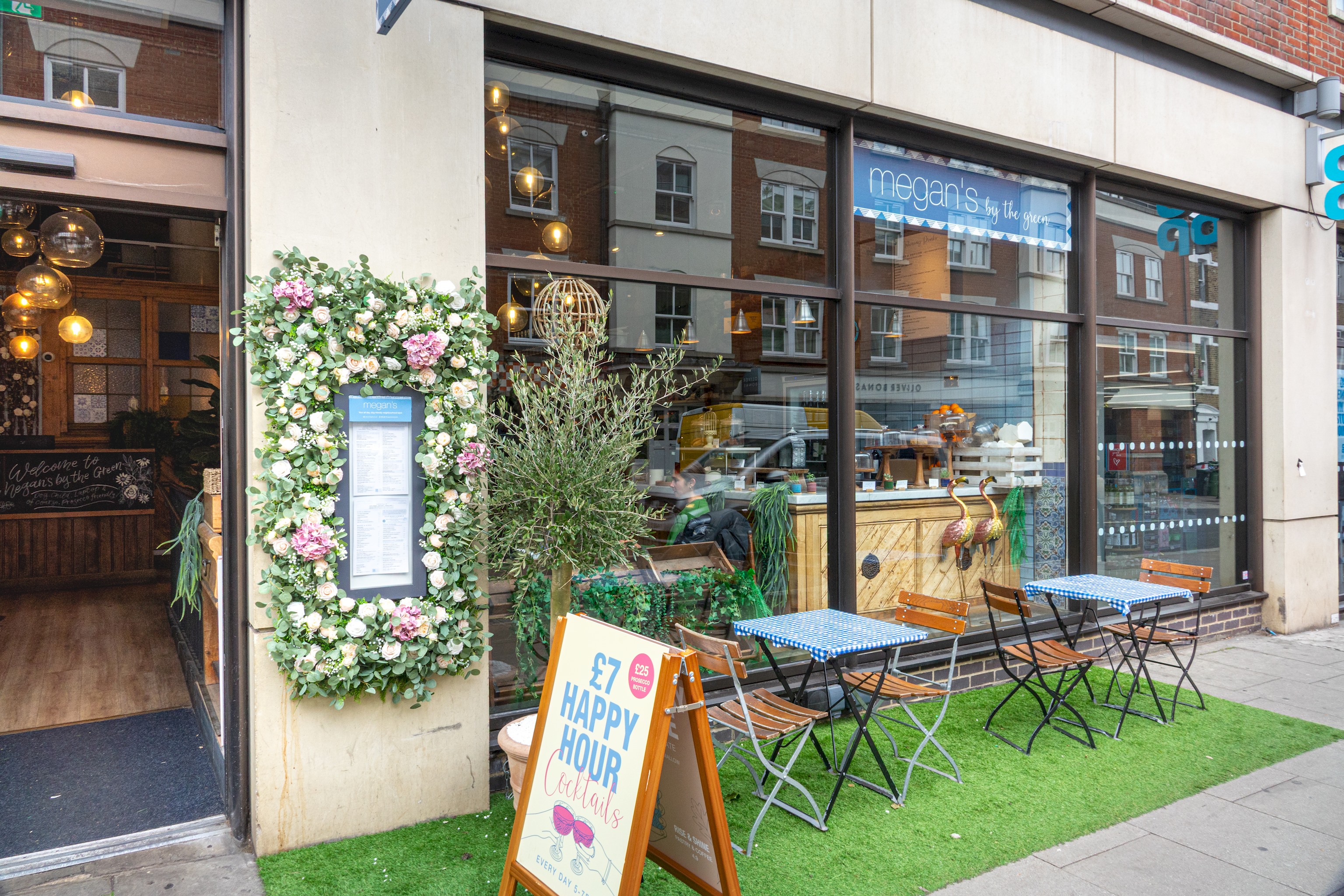 Modern London Home in South west London - Pass the Keys in Flat 16 Jersey Court, Dairy Close SW6 4HB - Property image 39 - VivreStays