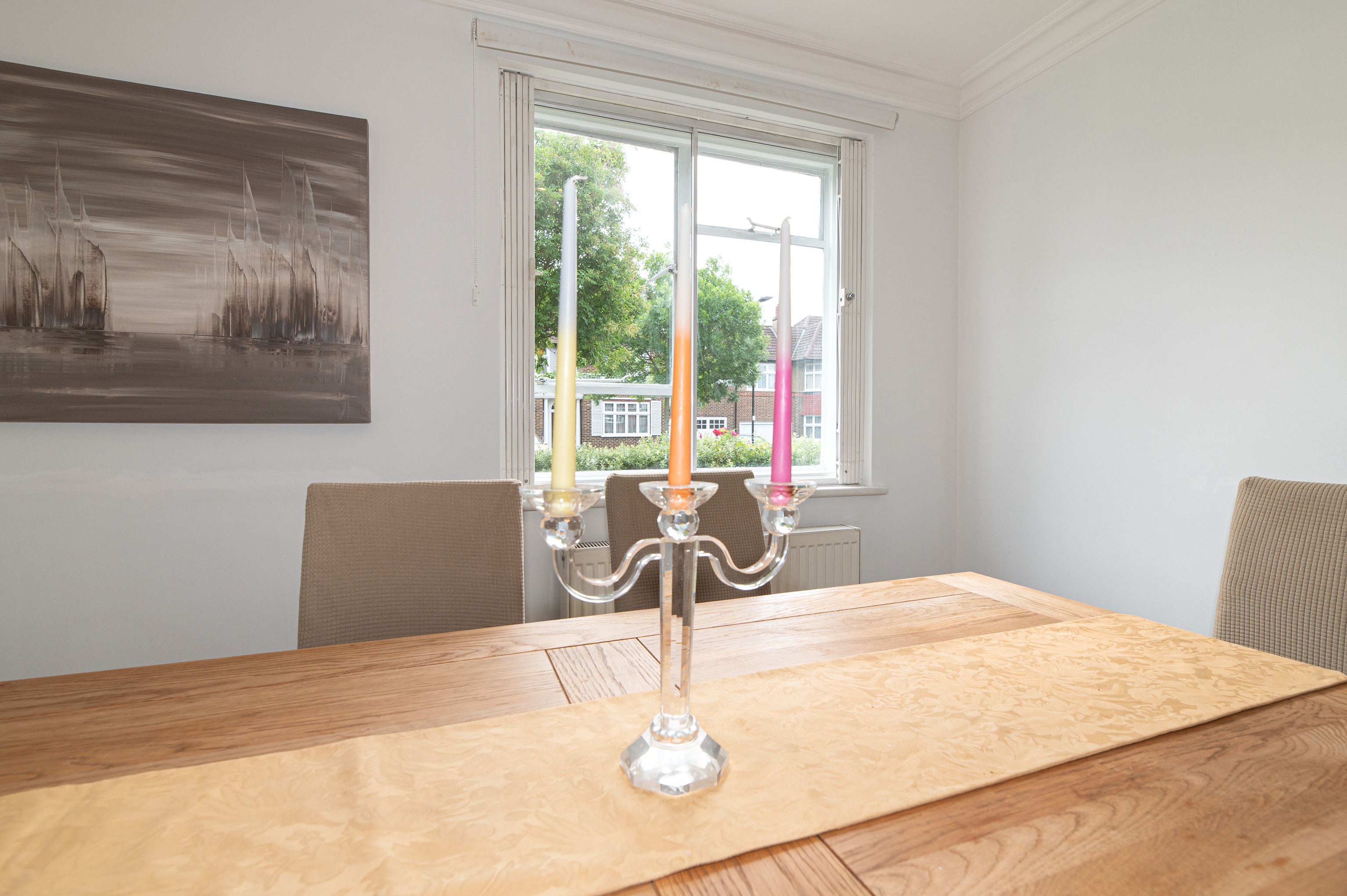 View Spacious 2BR Ealing Flat w Garden - Pass the Keys in 2 Audley Court, W5 3EU Spacious 2BR Ealing Flat w Garden - Pass the Keys in 2 Audley Court, W5 3EU - Property image 27 - VivreStays