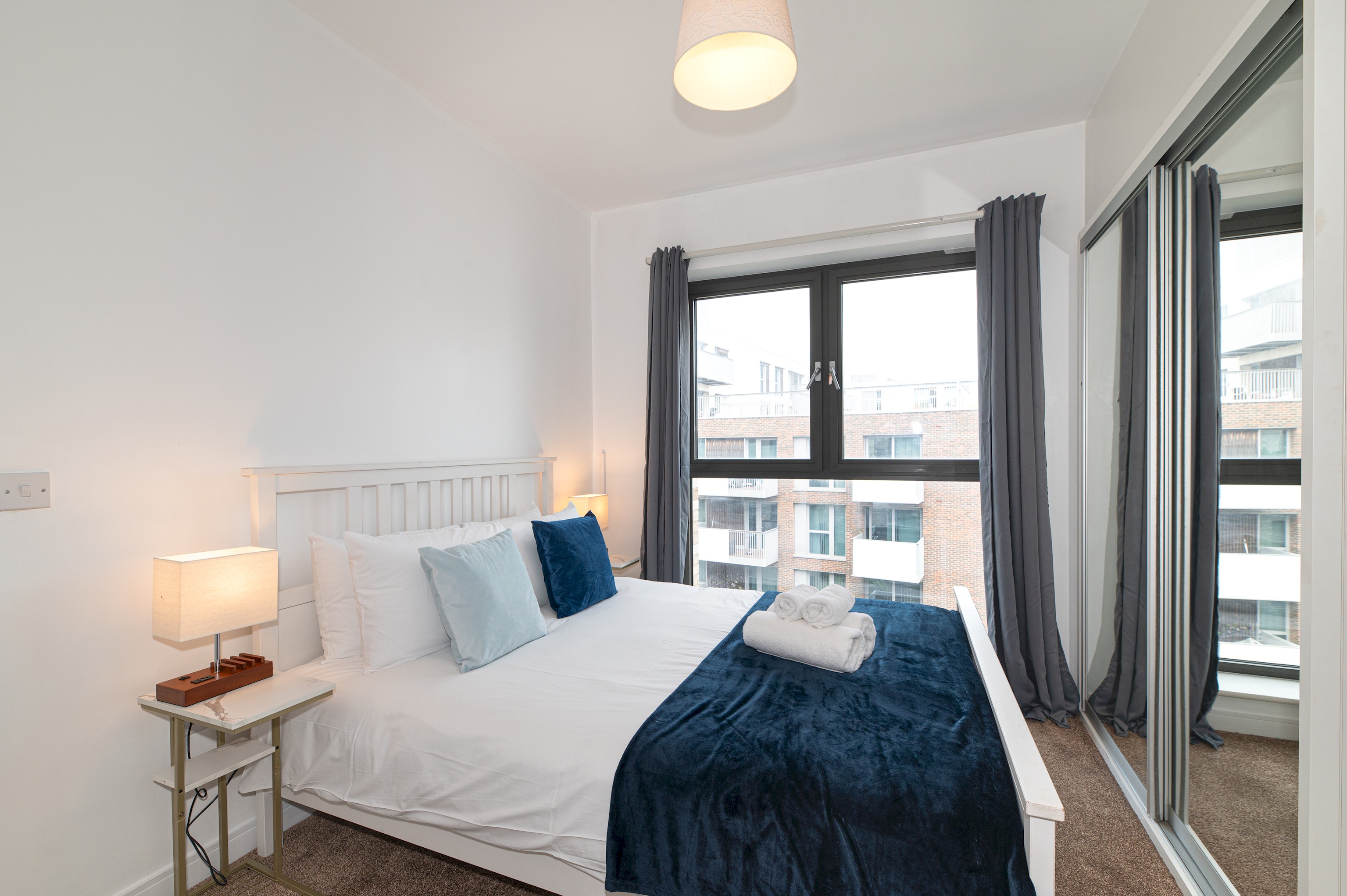 Modern 2BR flat with Balcony, in East London - Pass the Keys in Flat 172 Kingfisher Heights, 2 Bramwell Way, E16 2GR - Property image 3 - VivreStays