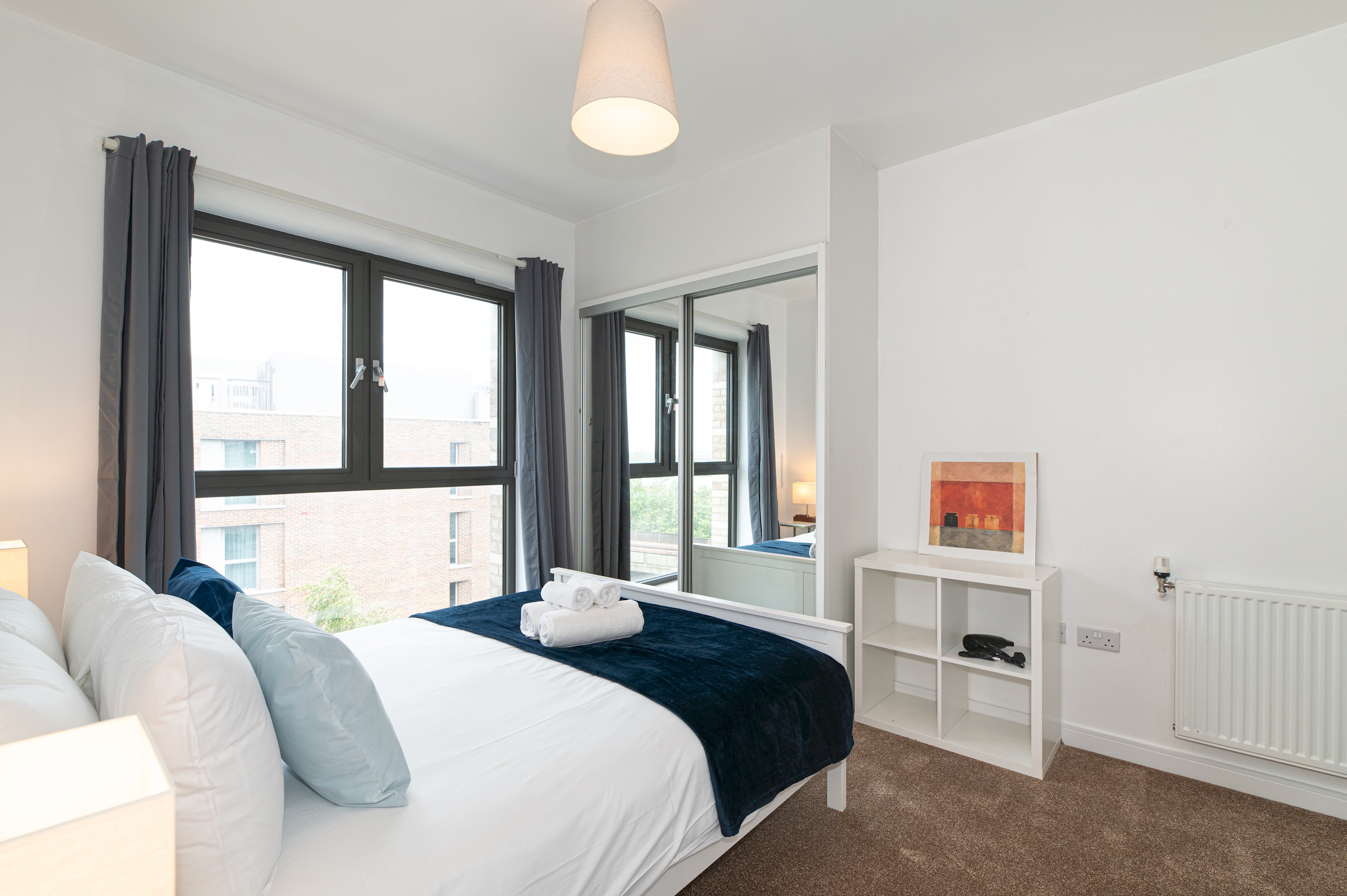 Modern 2BR flat with Balcony, in East London - Pass the Keys in Flat 172 Kingfisher Heights, 2 Bramwell Way, E16 2GR - Property image 11 - VivreStays