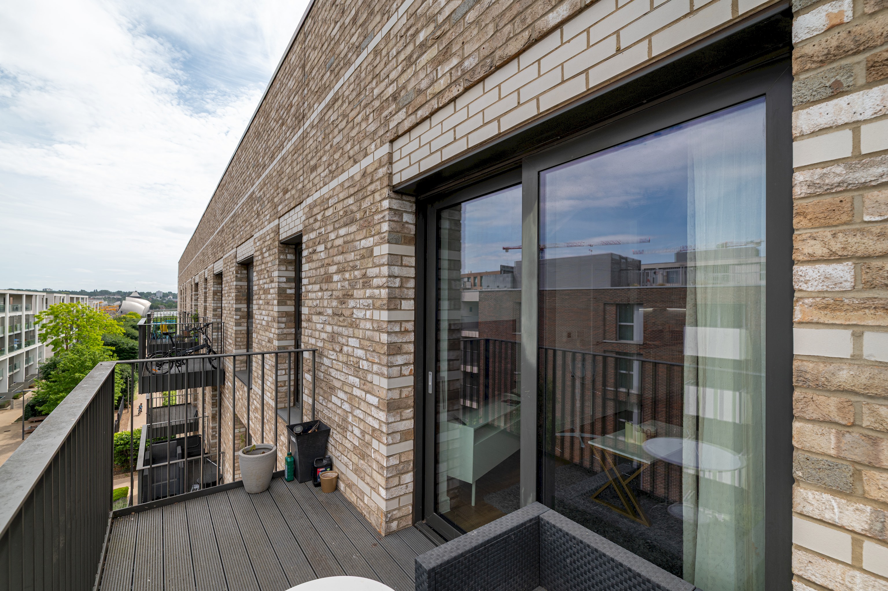 Modern 2BR flat with Balcony, in East London - Pass the Keys in Flat 172 Kingfisher Heights, 2 Bramwell Way, E16 2GR - Property image 42 - VivreStays