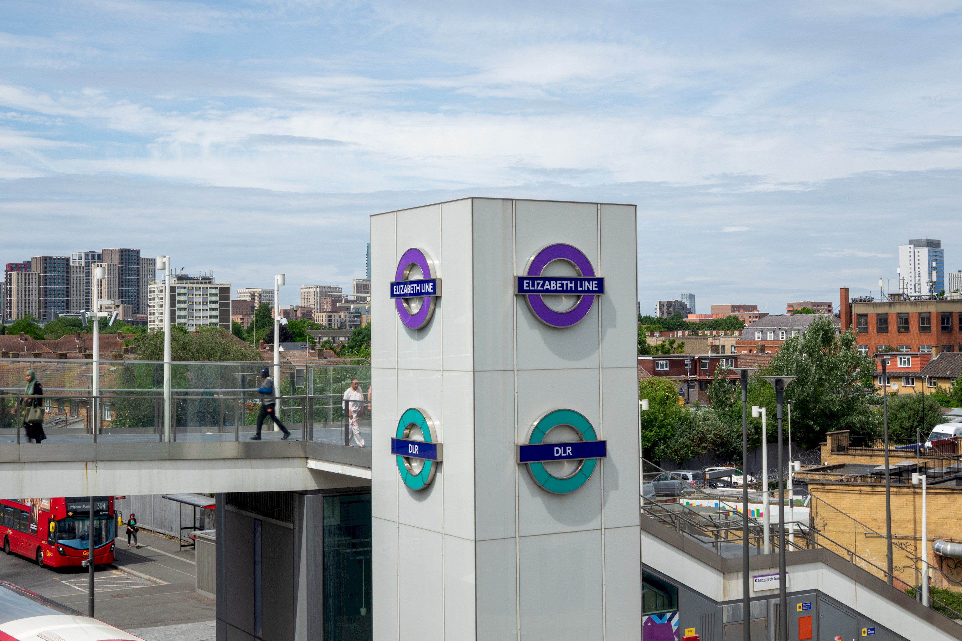 Modern 2BR flat with Balcony, in East London - Pass the Keys in Flat 172 Kingfisher Heights, 2 Bramwell Way, E16 2GR - Property image 43 - VivreStays