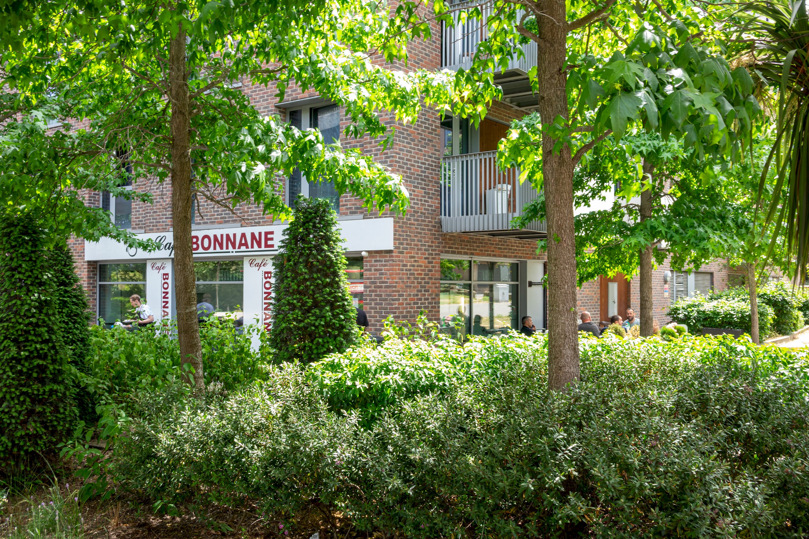 Modern 2BR flat with Balcony, in East London - Pass the Keys in Flat 172 Kingfisher Heights, 2 Bramwell Way, E16 2GR - Property image 45 - VivreStays