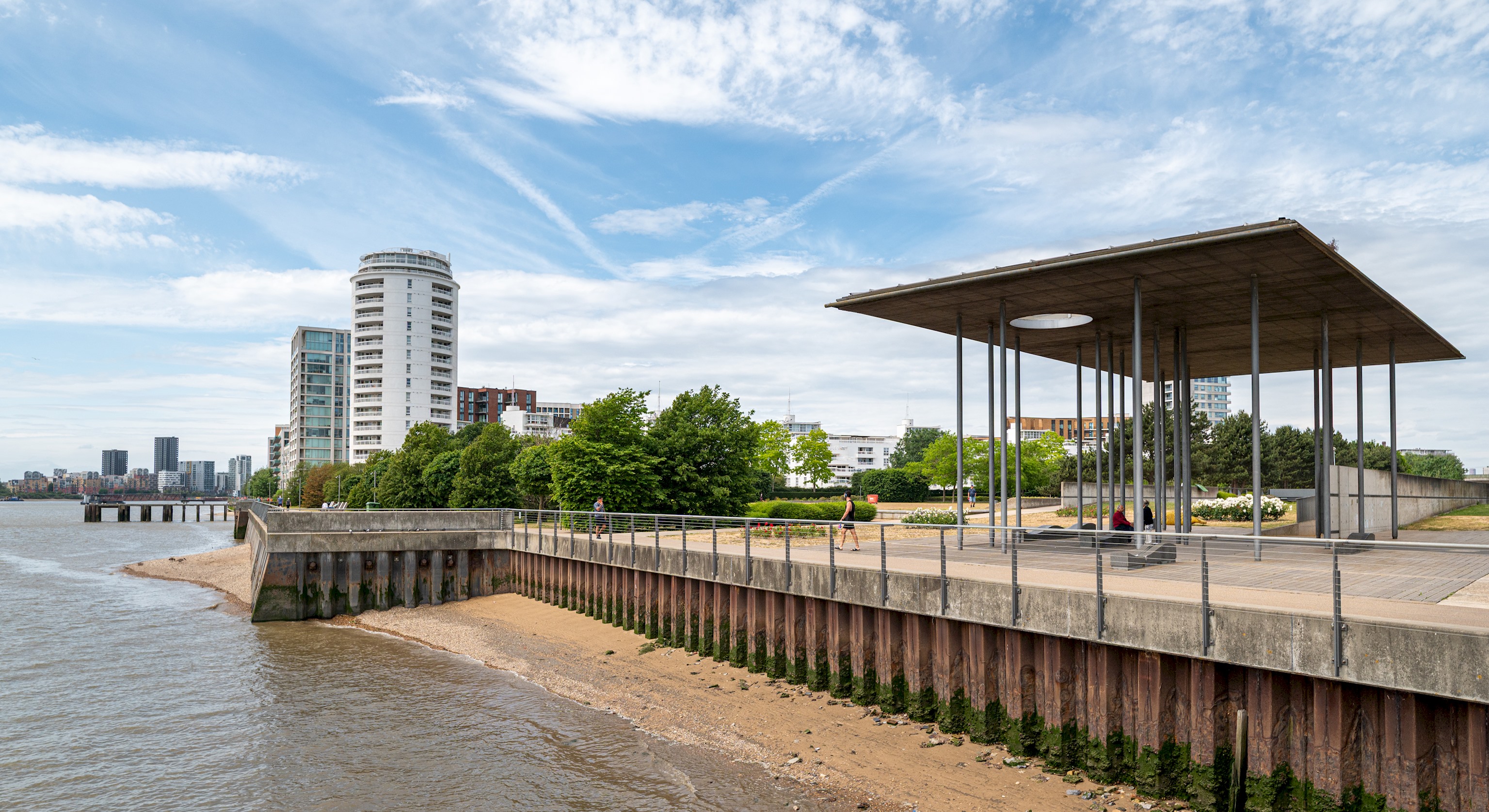 Modern 2BR flat with Balcony, in East London - Pass the Keys in Flat 172 Kingfisher Heights, 2 Bramwell Way, E16 2GR - Property image 53 - VivreStays