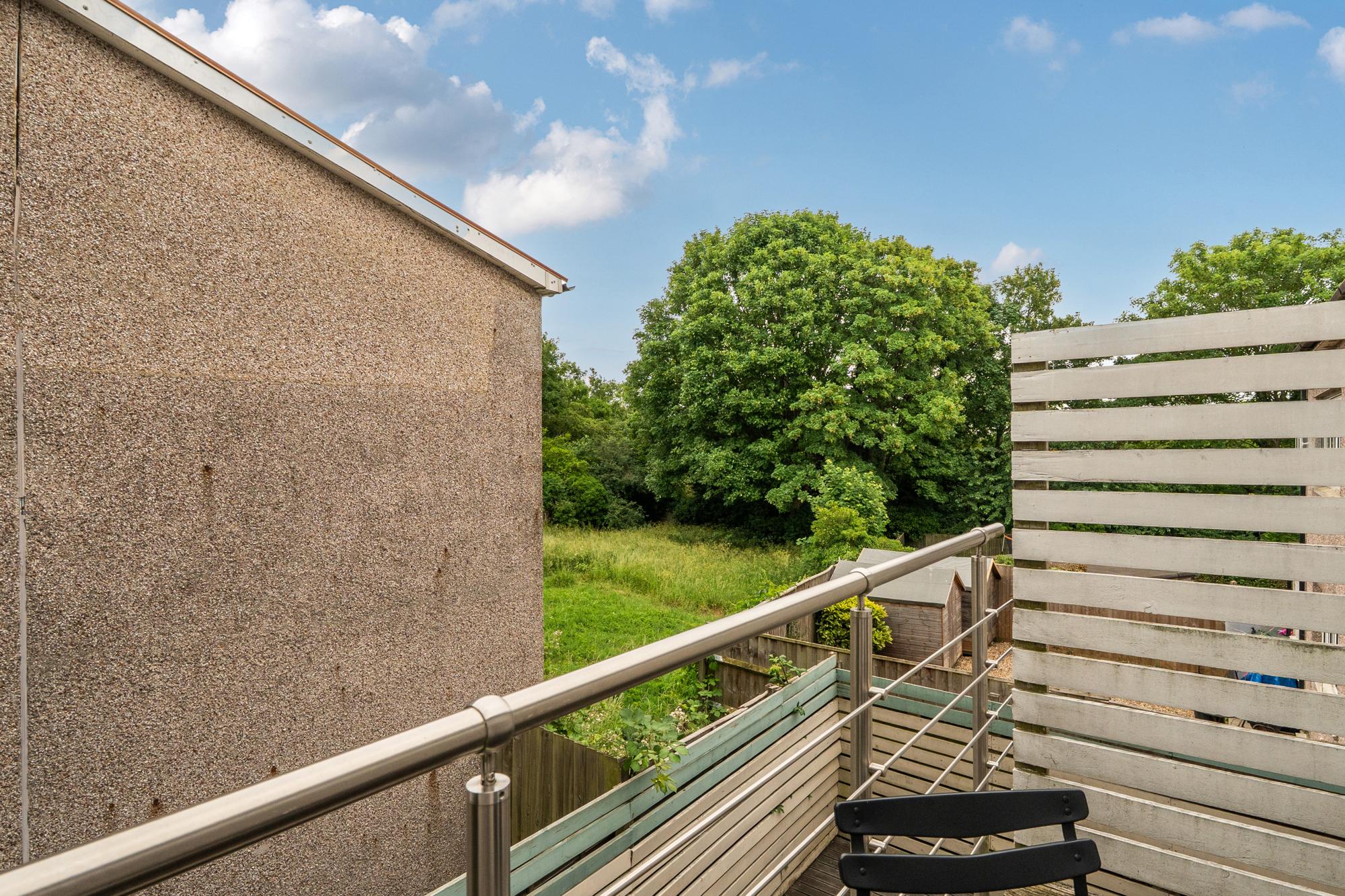 Trendy 2 Bed Flat in Oxford with Balcony & Parking - Pass the Keys in 1B Cottesmore Road OX4 4TX - Property image 15 - VivreStays