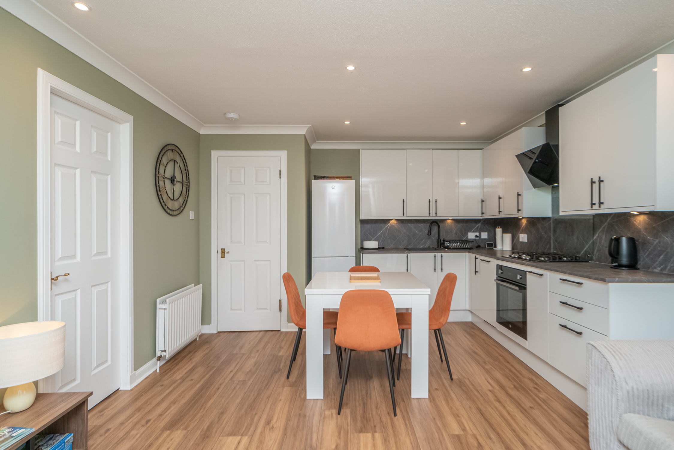 Cosy Murrayfield flat - Pass the Keys in 16/20 Russell Gardens EH12 5PP - Property image 12 - VivreStays