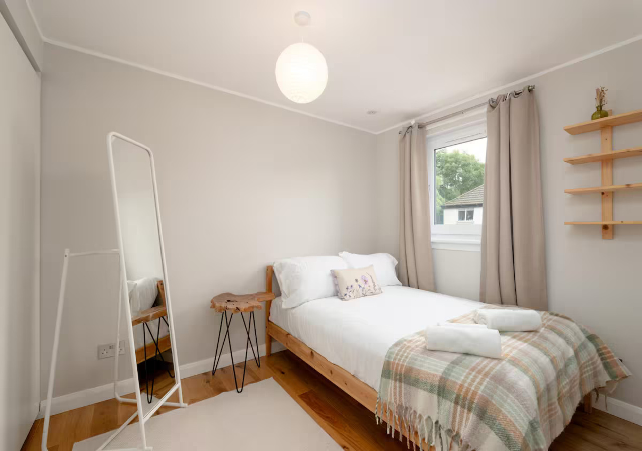 Modern Family House | Sleeps 5 | Free Parking - Pass the Keys in 52 Haydrive, EH16 4AL - Property image 24 - VivreStays