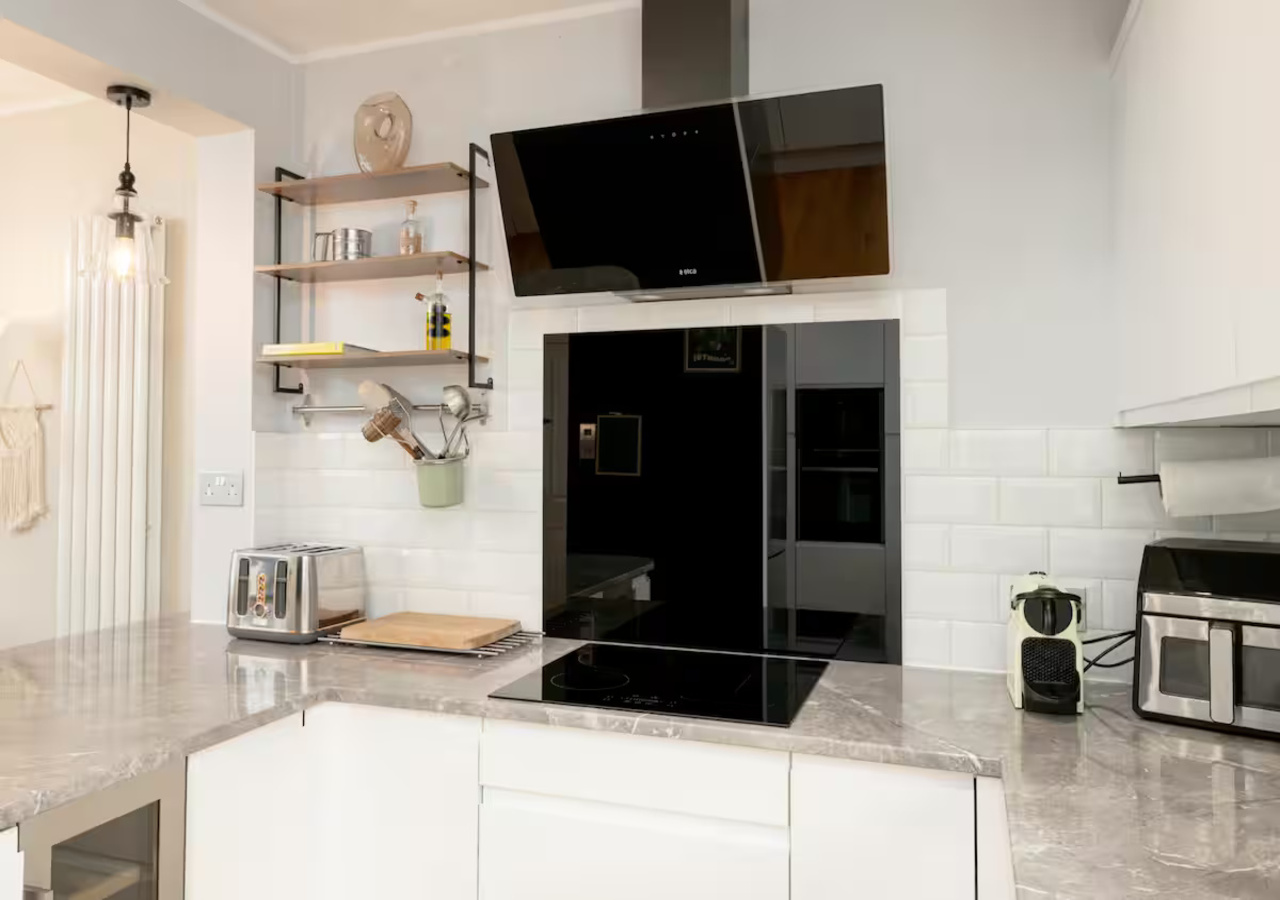 Modern Family House | Sleeps 5 | Free Parking - Pass the Keys in 52 Haydrive, EH16 4AL - Property image 9 - VivreStays