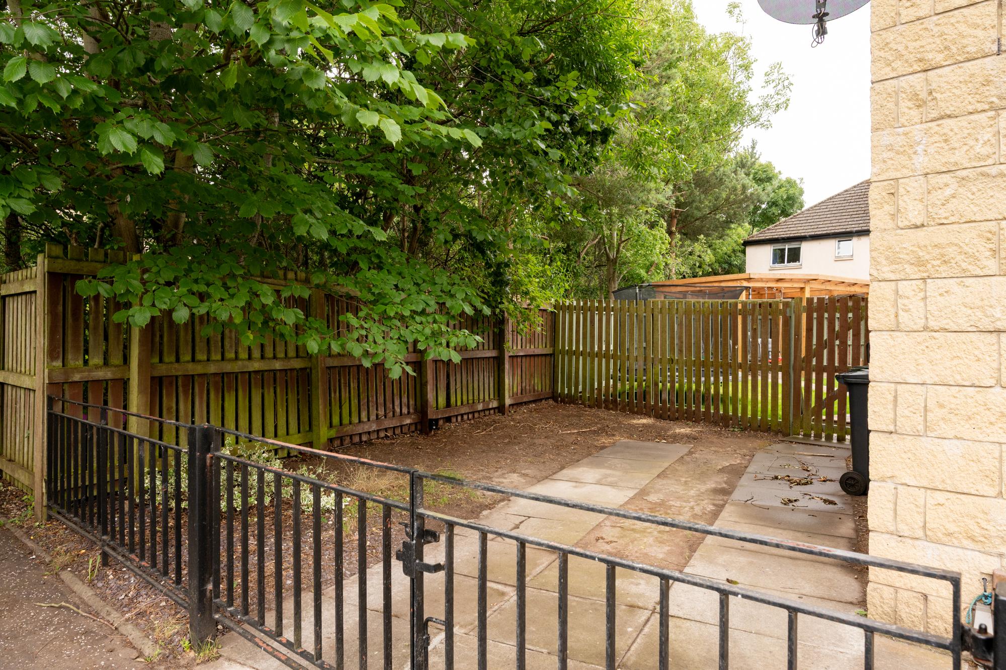 Modern Family House | Sleeps 5 | Free Parking - Pass the Keys in 52 Haydrive, EH16 4AL - Property image 38 - VivreStays