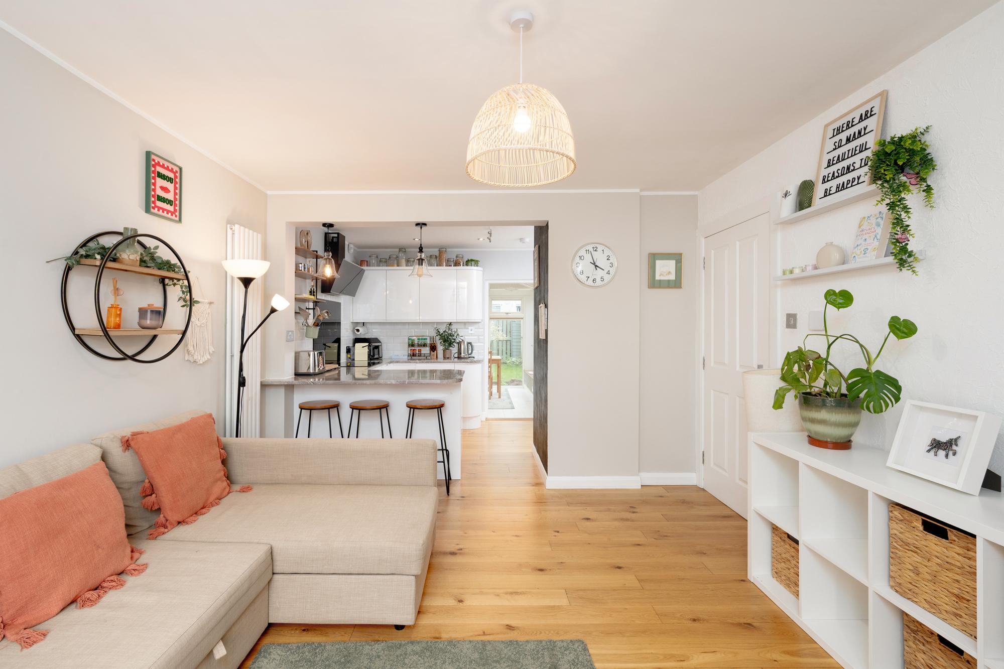 Modern Family House | Sleeps 5 | Free Parking - Pass the Keys in 52 Haydrive, EH16 4AL - Property image 7 - VivreStays