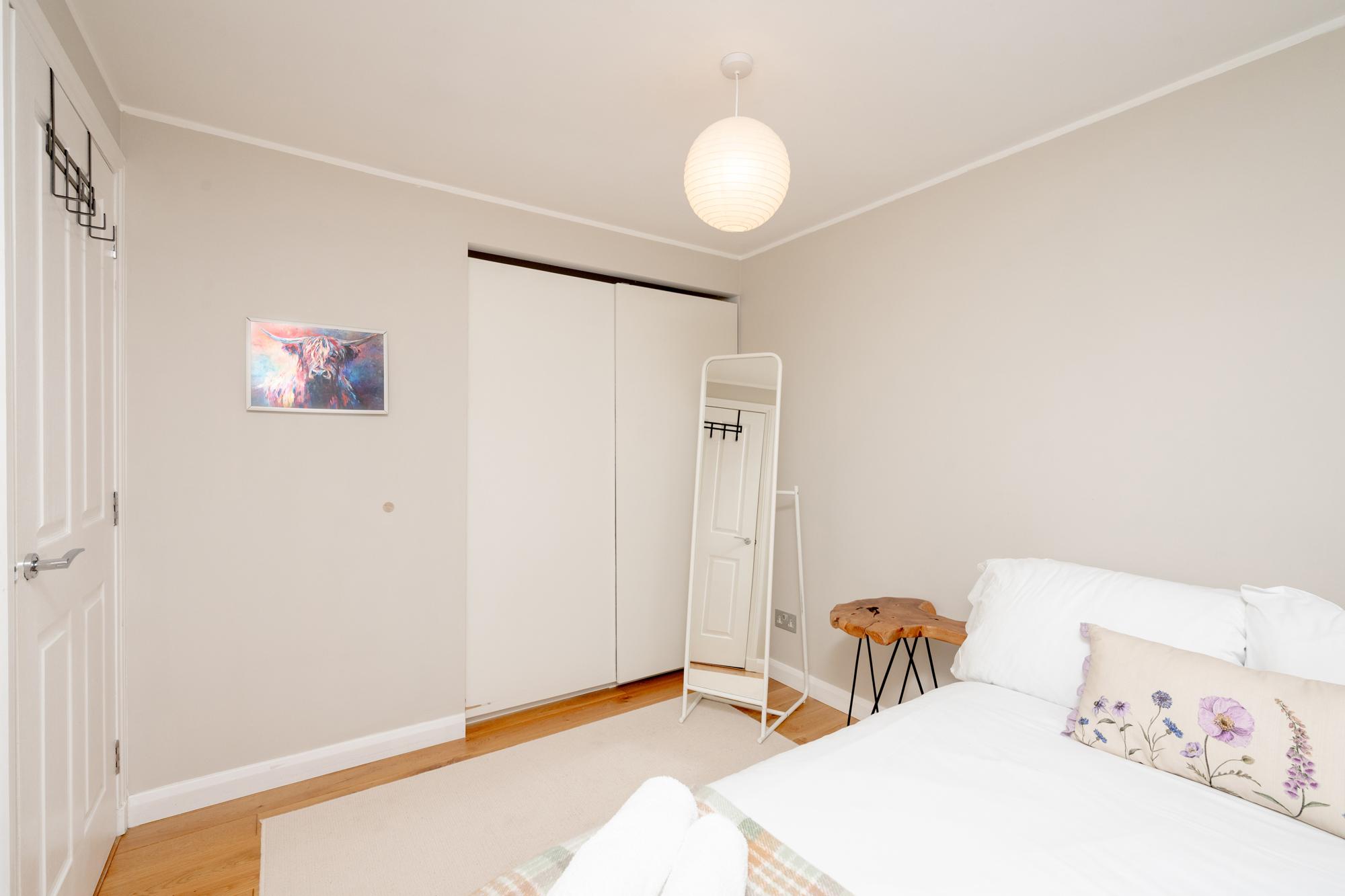 Modern Family House | Sleeps 5 | Free Parking - Pass the Keys in 52 Haydrive, EH16 4AL - Property image 27 - VivreStays