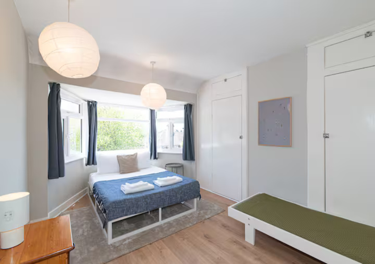 Charming Home with Garden Near Wembley Stadium - Pass the Keys in 23 Beverley Gardens HA9 9RD - Property image 17 - VivreStays