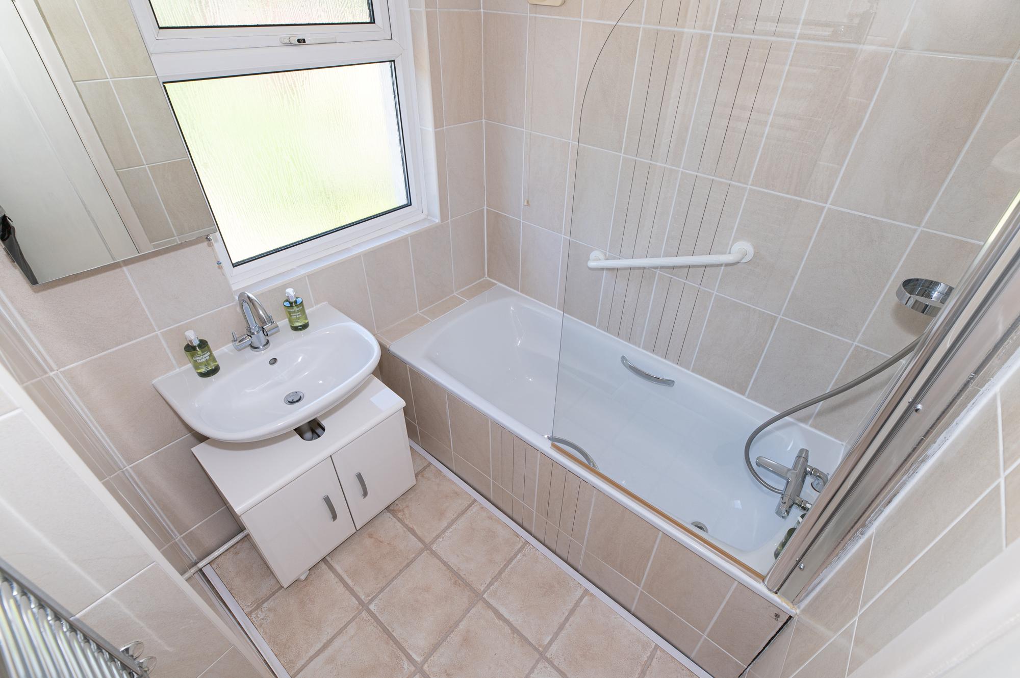 Charming Home with Garden Near Wembley Stadium - Pass the Keys in 23 Beverley Gardens HA9 9RD - Property image 22 - VivreStays