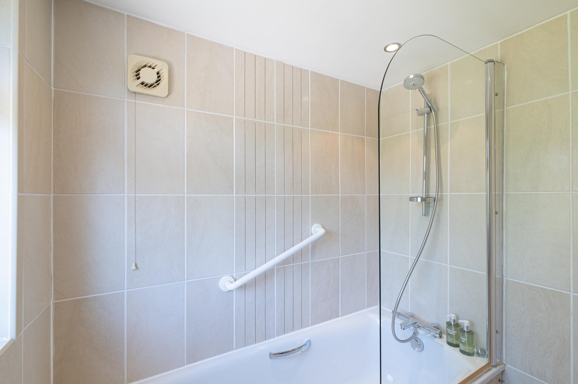 Charming Home with Garden Near Wembley Stadium - Pass the Keys in 23 Beverley Gardens HA9 9RD - Property image 23 - VivreStays