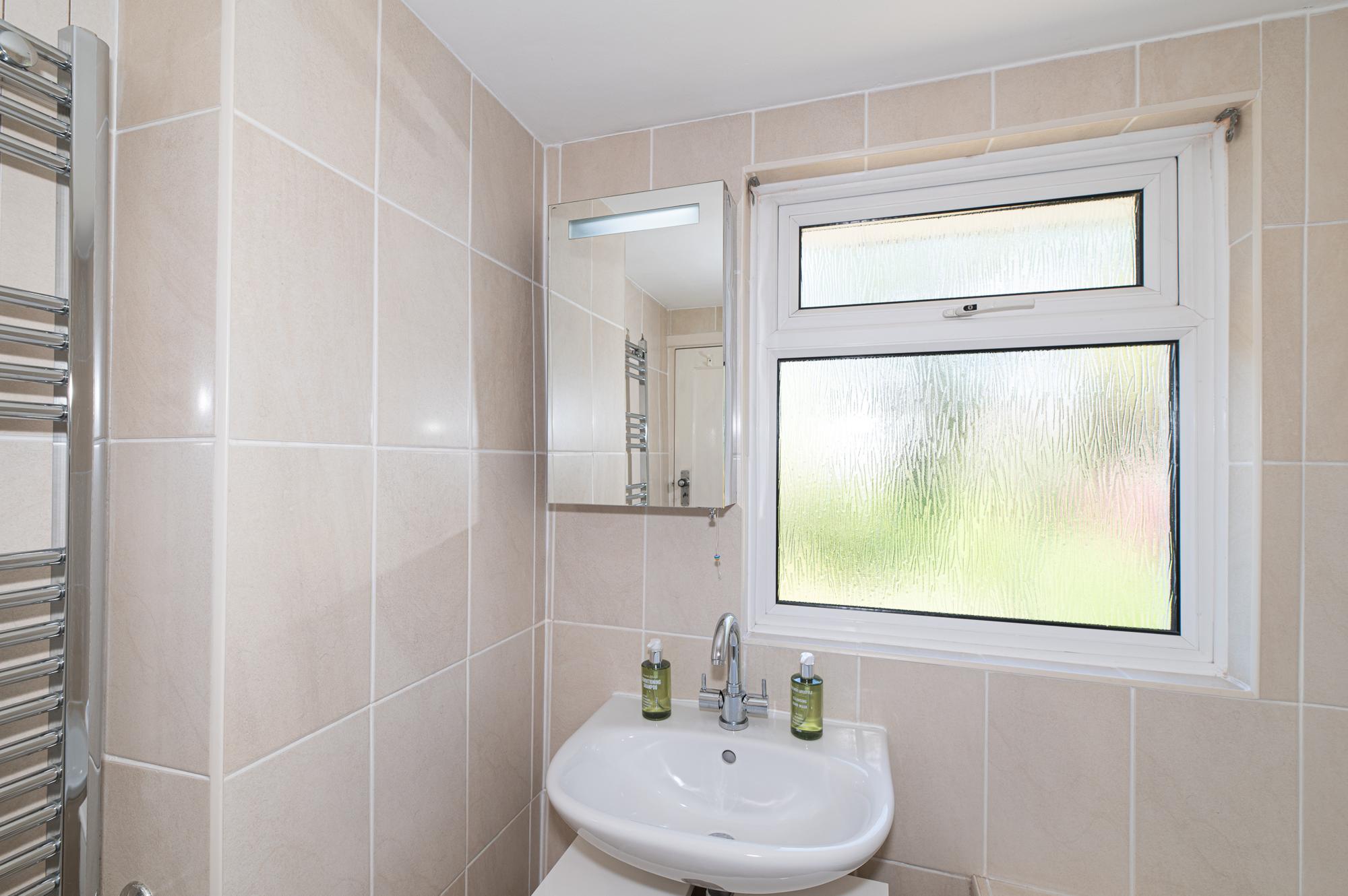 Charming Home with Garden Near Wembley Stadium - Pass the Keys in 23 Beverley Gardens HA9 9RD - Property image 25 - VivreStays