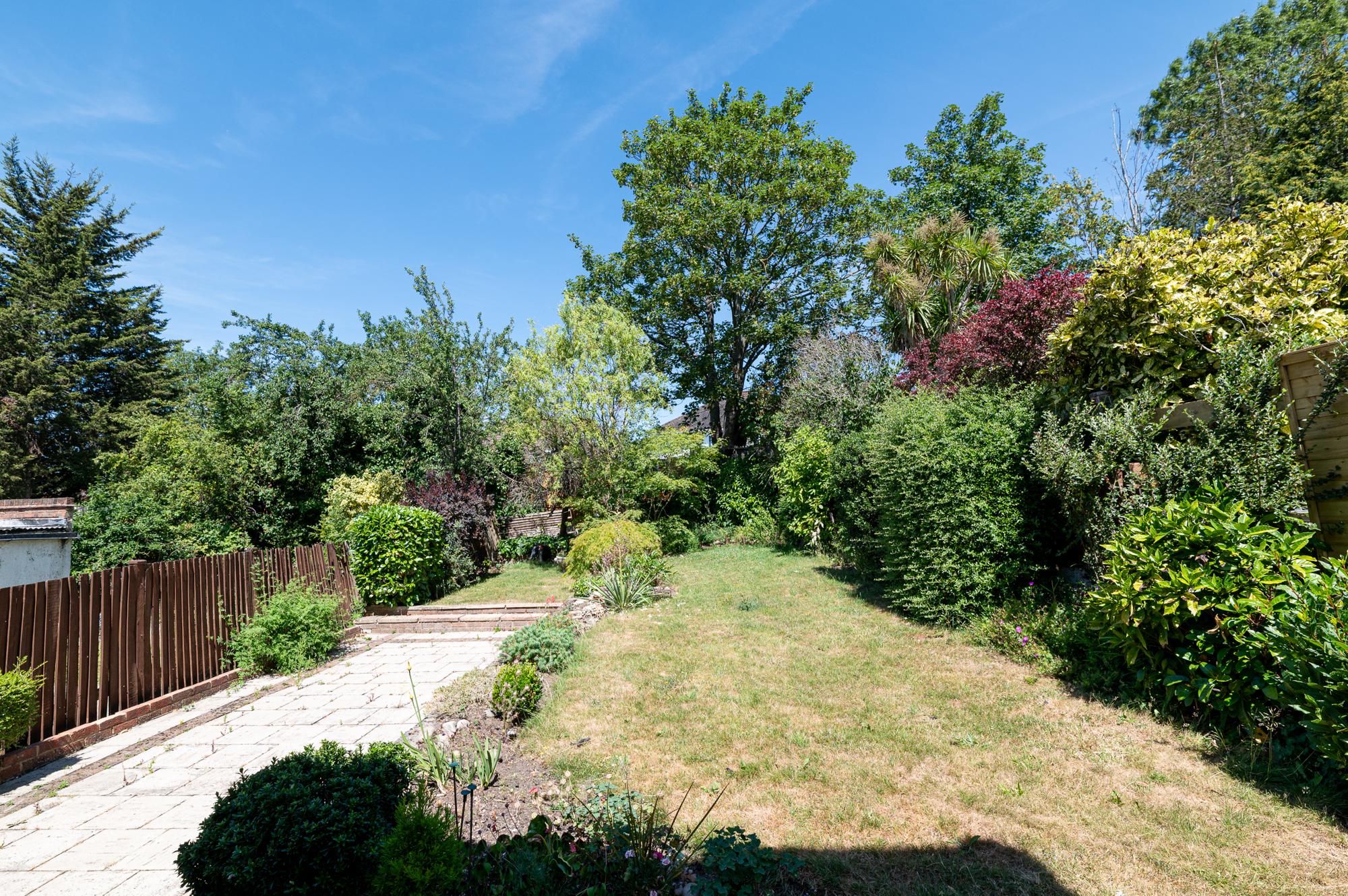 Charming Home with Garden Near Wembley Stadium - Pass the Keys in 23 Beverley Gardens HA9 9RD - Property image 31 - VivreStays