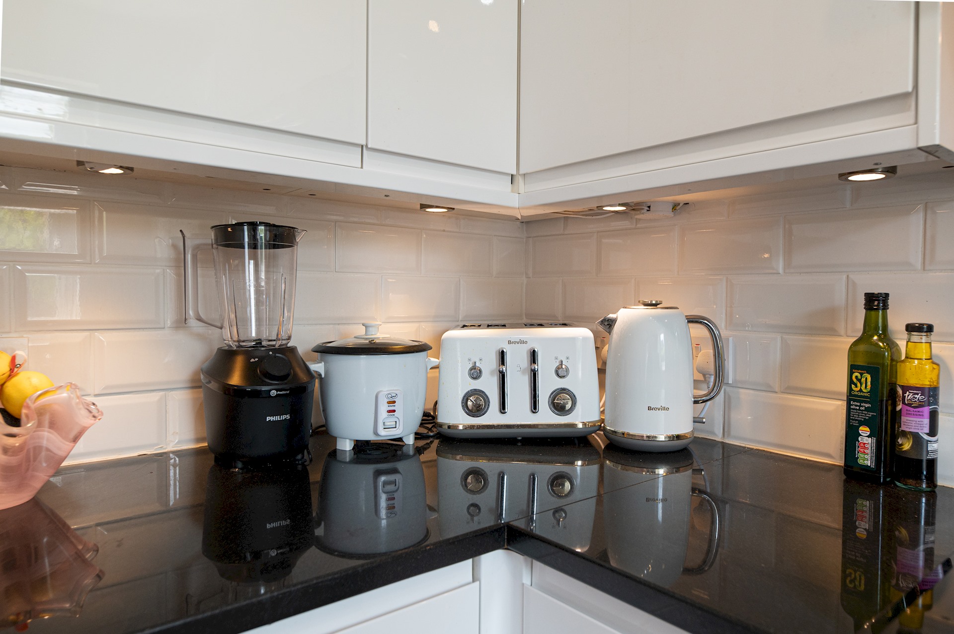 Bright, Leafy Oasis in South London - Pass the Keys in 250 North Road, SW19 1TR - Property image 20 - VivreStays
