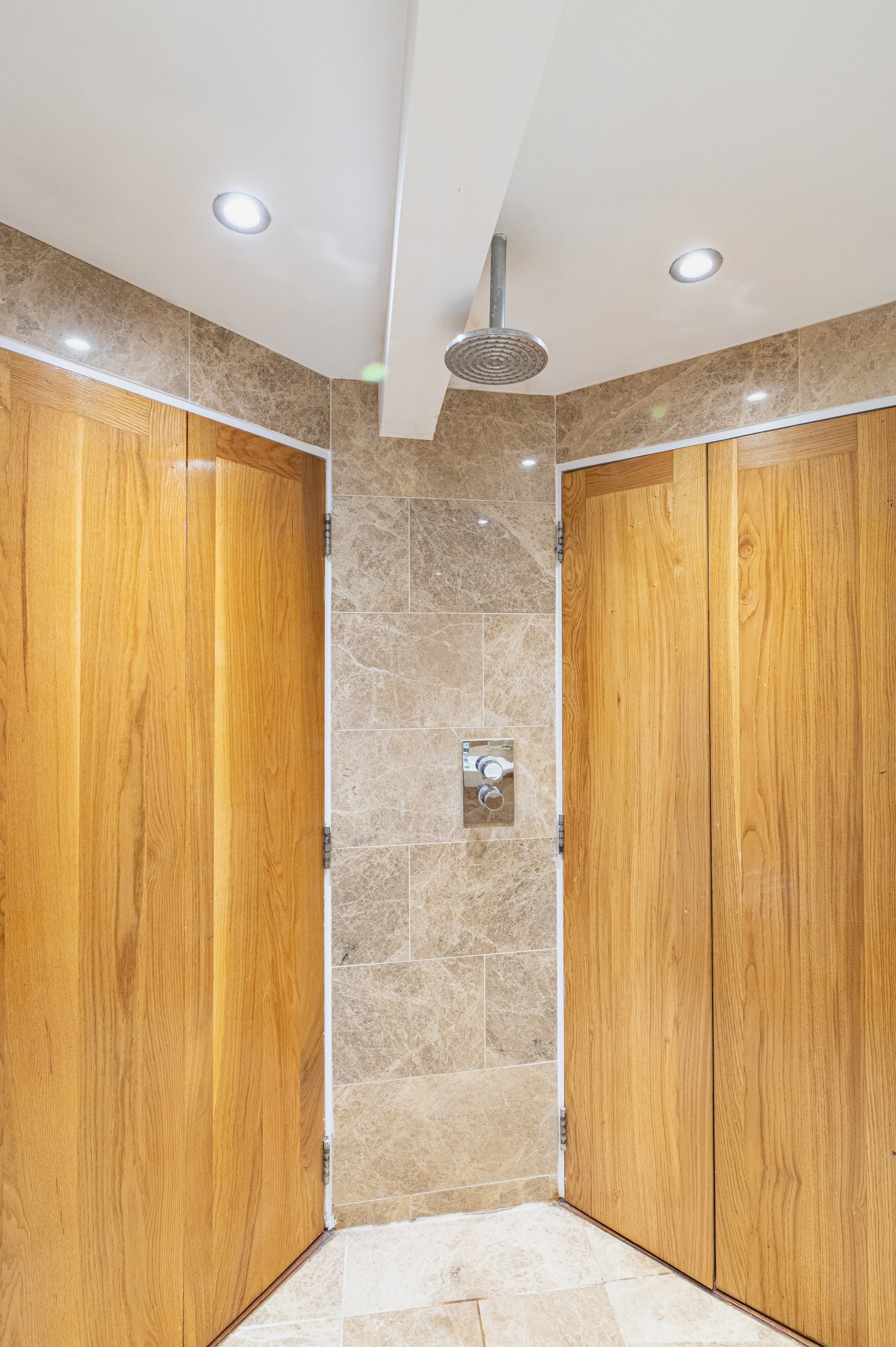 Stylish Stockwell House with Garden & Comfort  - Pass the Keys in 123 Lansdowne Way, SW8 2NP - Property image 21 - VivreStays