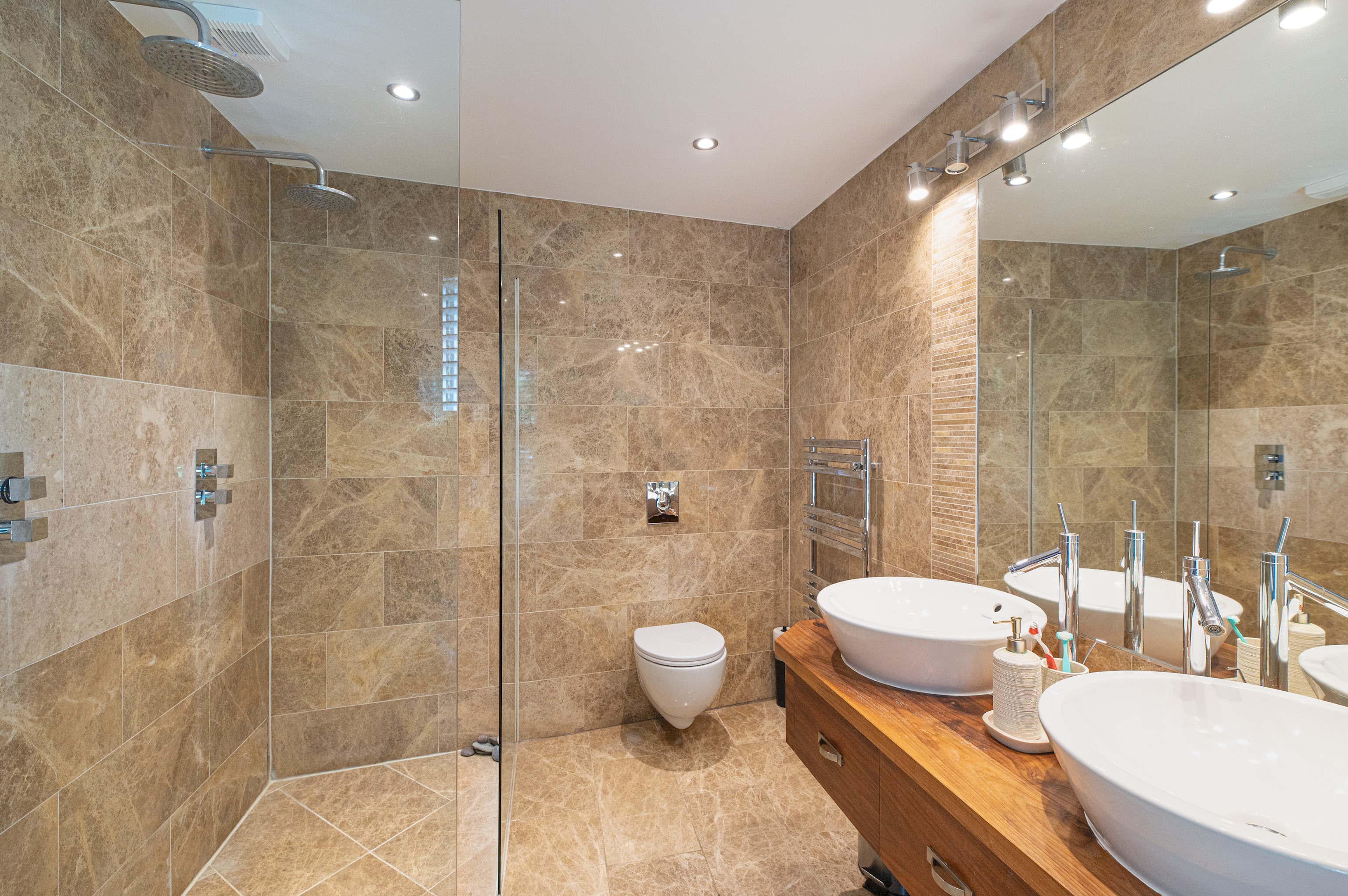 Stylish Stockwell House with Garden & Comfort  - Pass the Keys in 123 Lansdowne Way, SW8 2NP - Property image 36 - VivreStays
