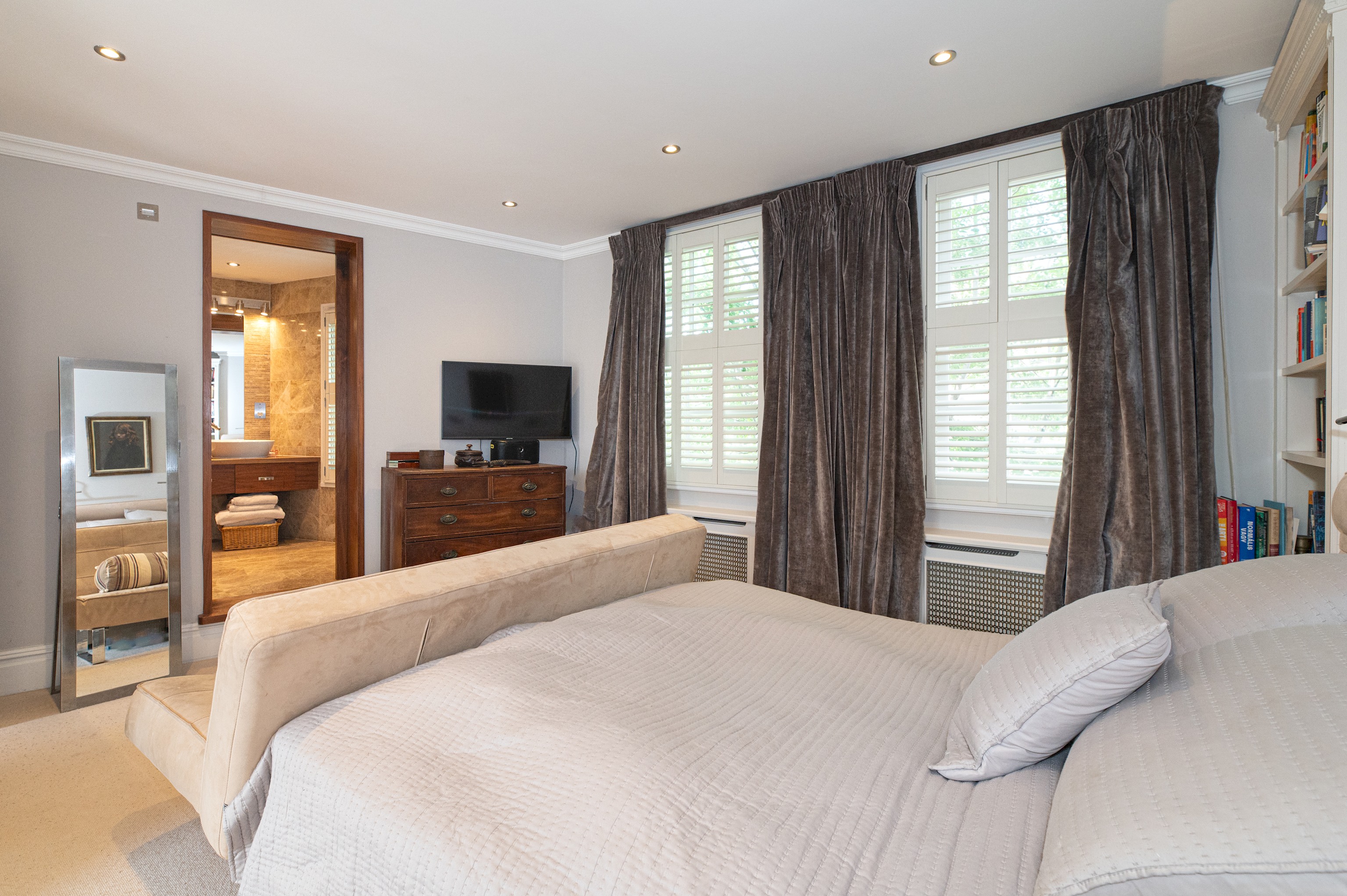 Stylish Stockwell House with Garden & Comfort  - Pass the Keys in 123 Lansdowne Way, SW8 2NP - Property image 37 - VivreStays