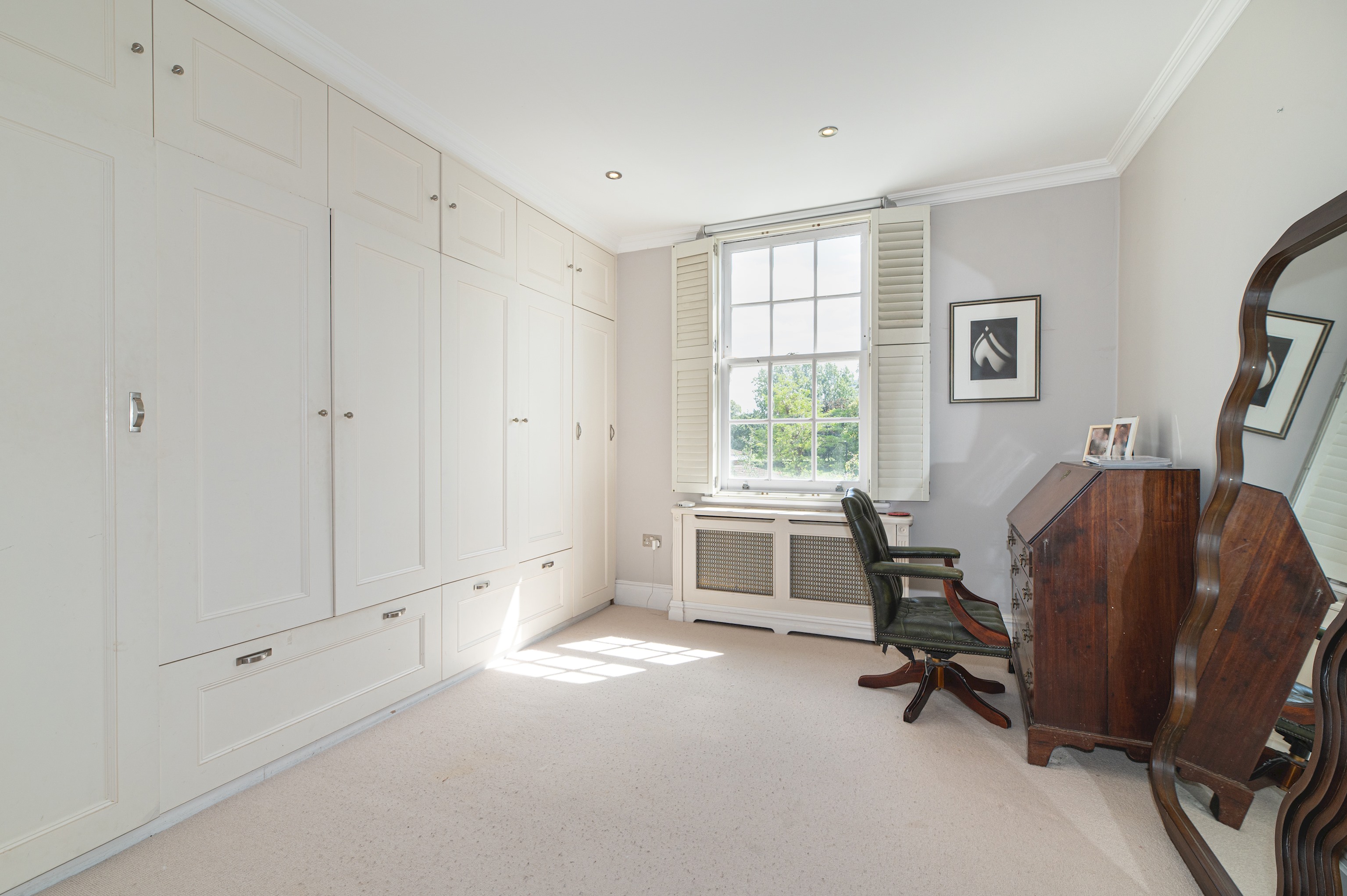 Stylish Stockwell House with Garden & Comfort  - Pass the Keys in 123 Lansdowne Way, SW8 2NP - Property image 42 - VivreStays